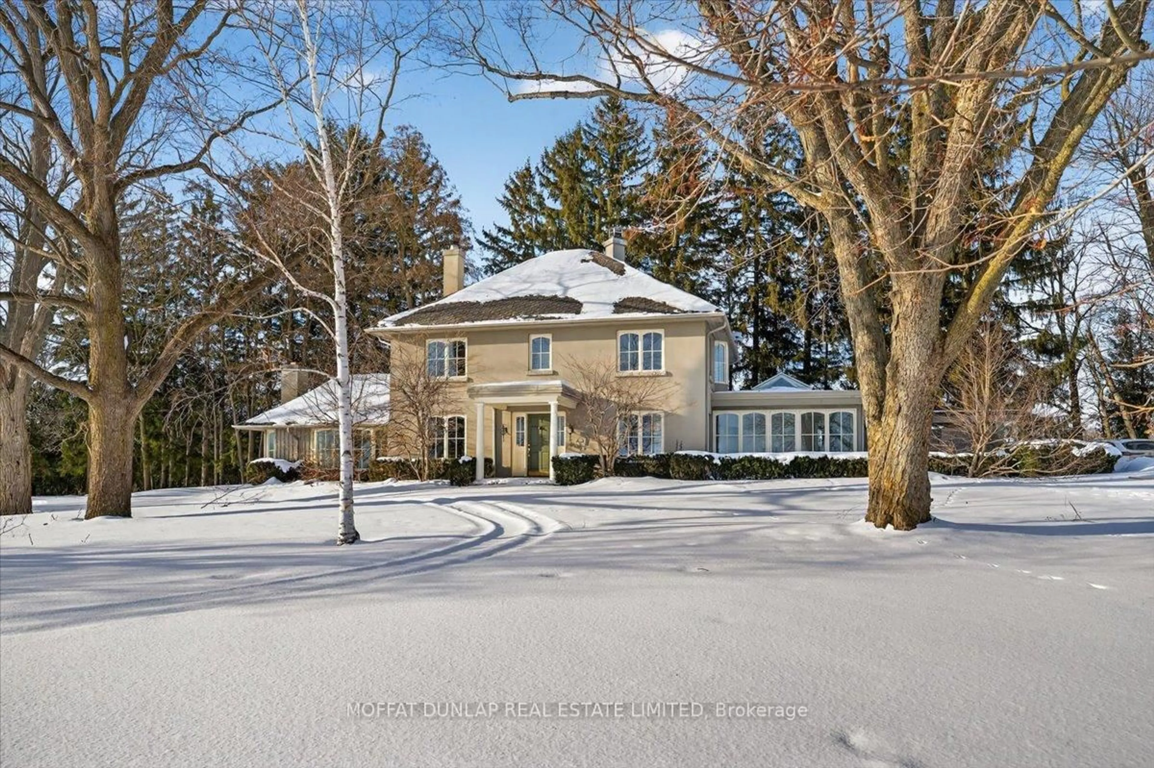 A pic from outside/outdoor area/front of a property/back of a property/a pic from drone, street for 14285 8th Concession Rd, King Ontario L0G 1N0