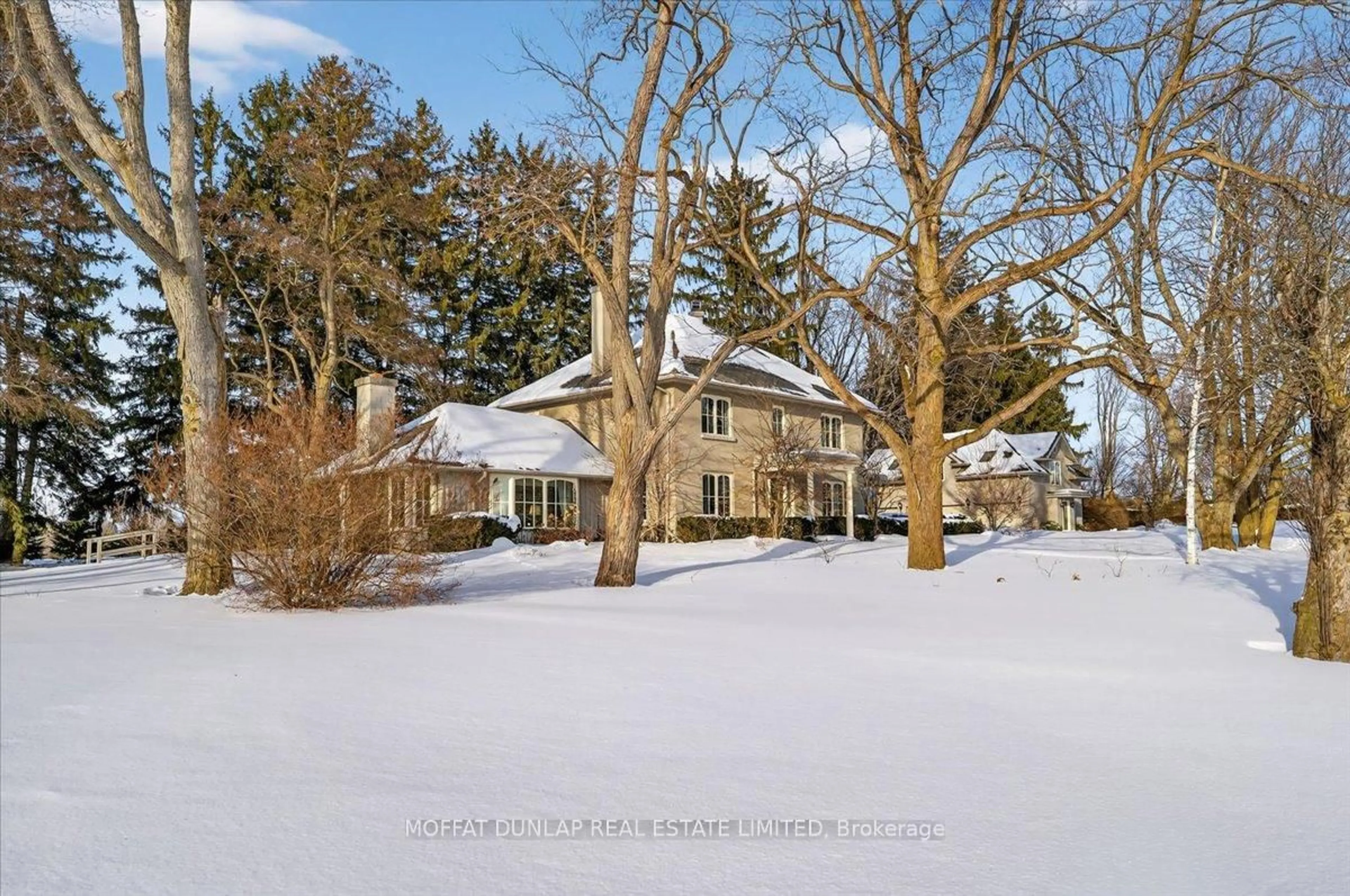 A pic from outside/outdoor area/front of a property/back of a property/a pic from drone, street for 14285 8th Concession Rd, King Ontario L0G 1N0