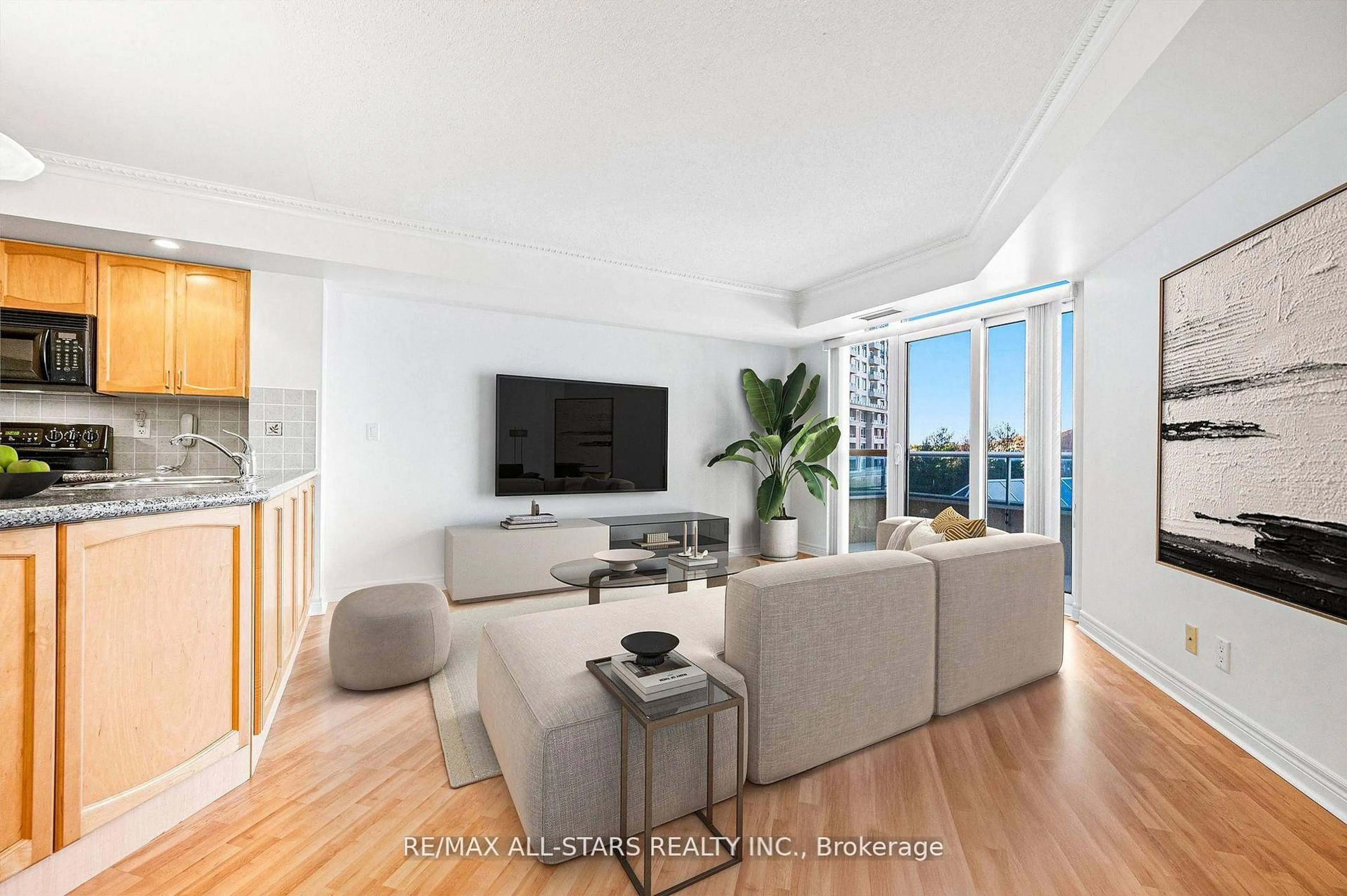 Living room with furniture, unknown for 33 Cox Blvd #536, Markham Ontario L3R 8A6