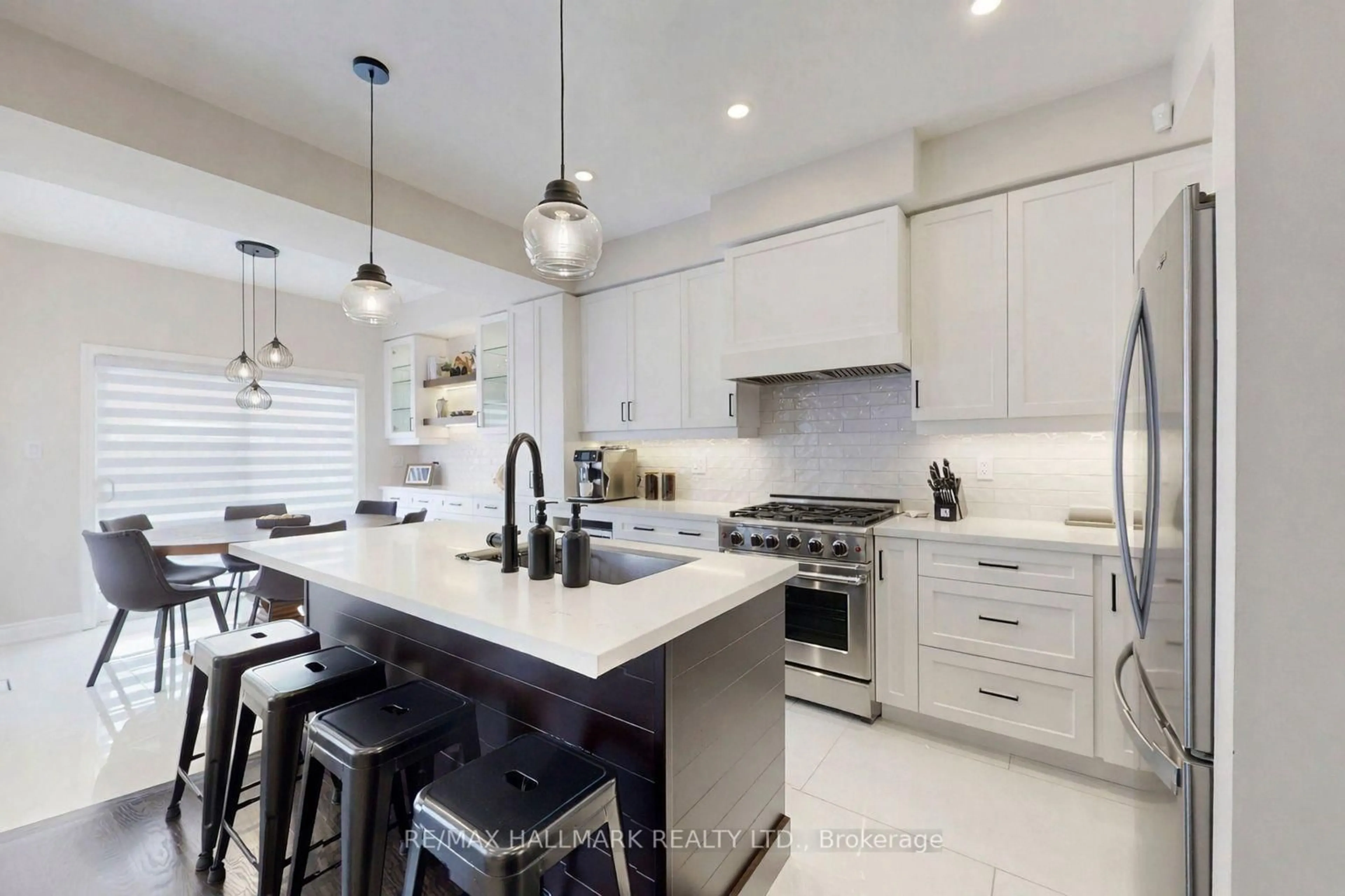 Contemporary kitchen, ceramic/tile floor for 11 Martina Cres, Vaughan Ontario L4H 3B6
