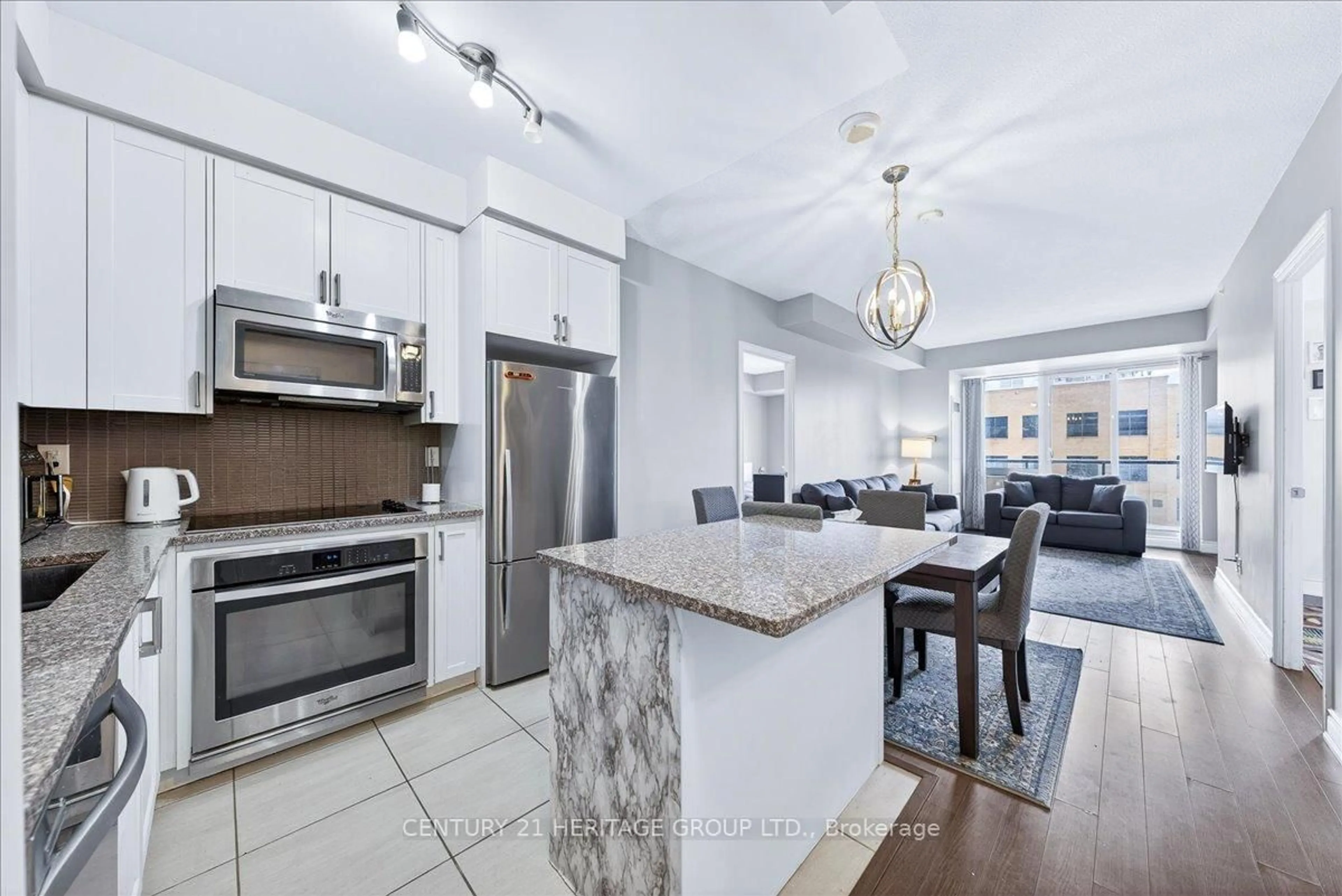Open concept kitchen, ceramic/tile floor for 9088 Yonge St #510A, Richmond Hill Ontario L4C 0Y6