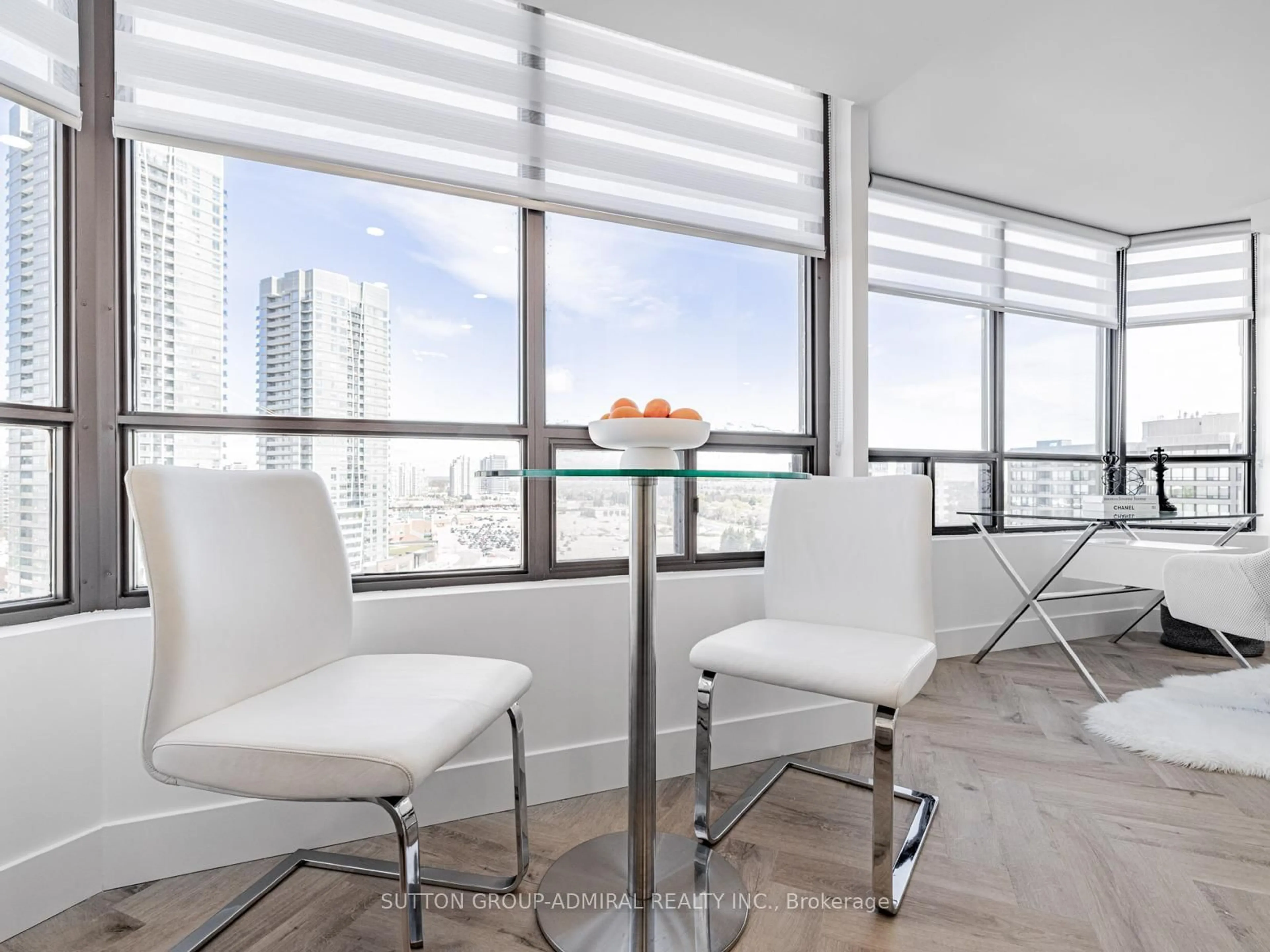 A pic of a room for 7420 Bathurst St #1611, Vaughan Ontario L4J 6X4