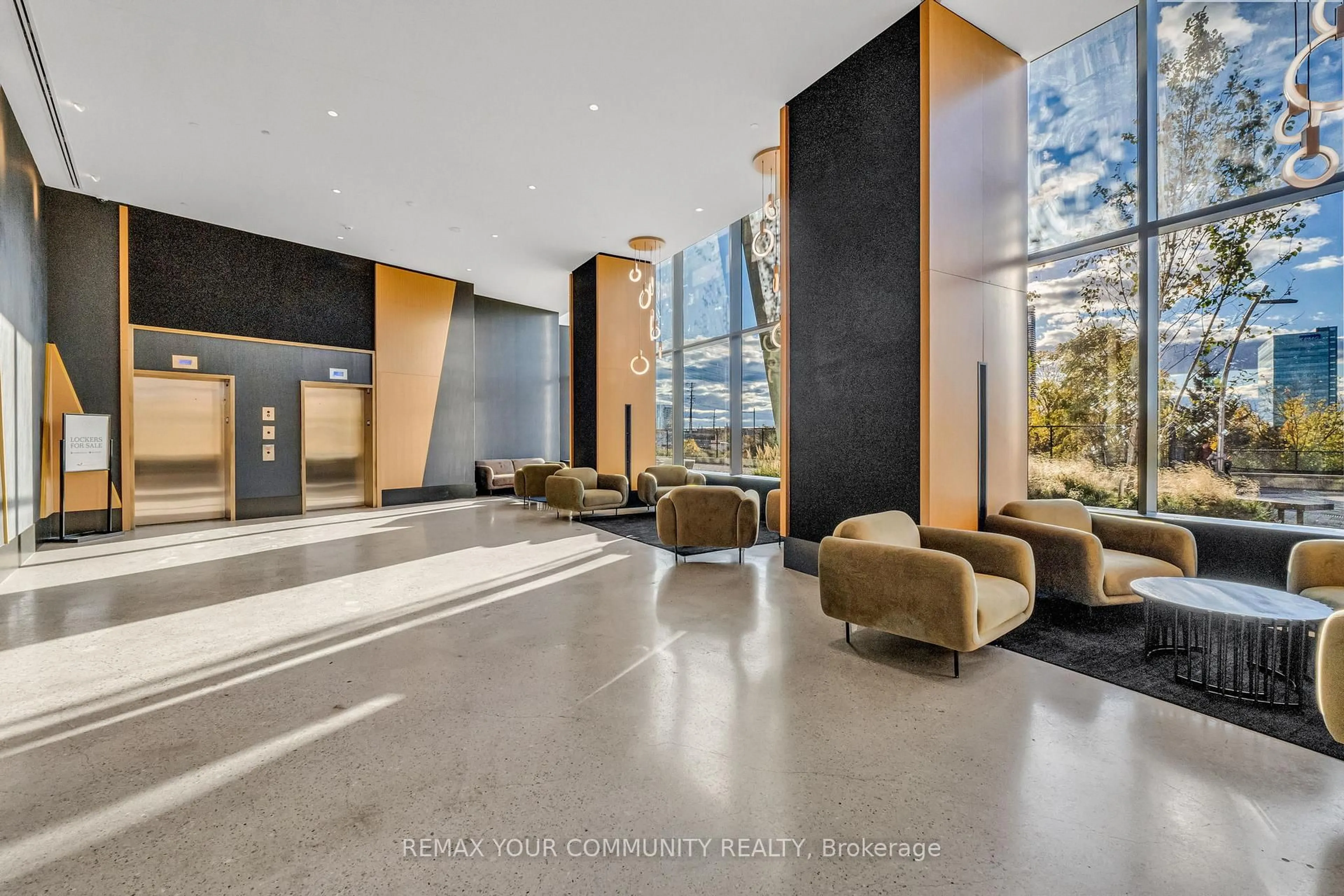 Lobby for 2920 Highway 7 Rd #3011, Vaughan Ontario L4K 0P4