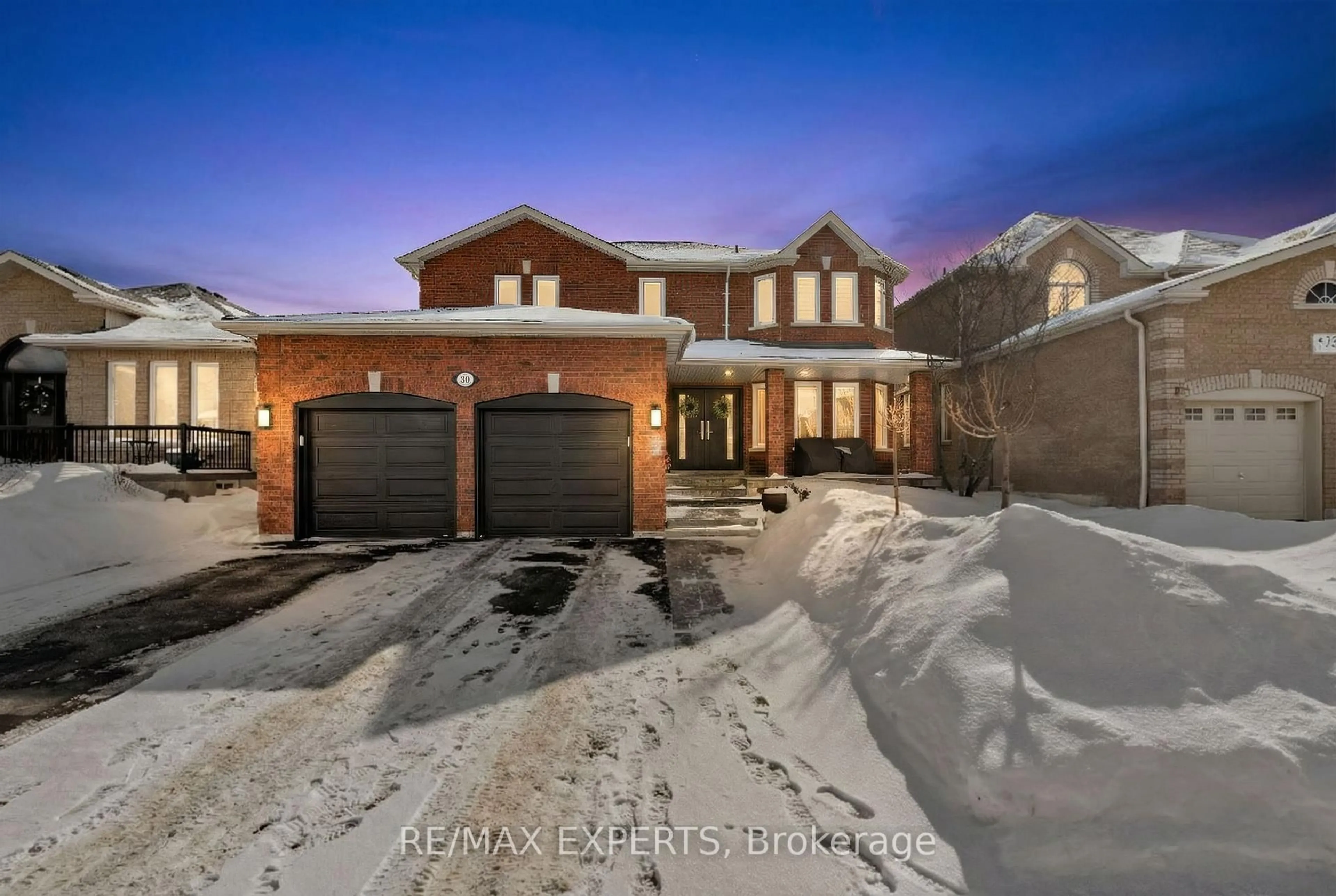 Home with brick exterior material, street for 30 Taylor Crt, Bradford West Gwillimbury Ontario L3Z 3J1