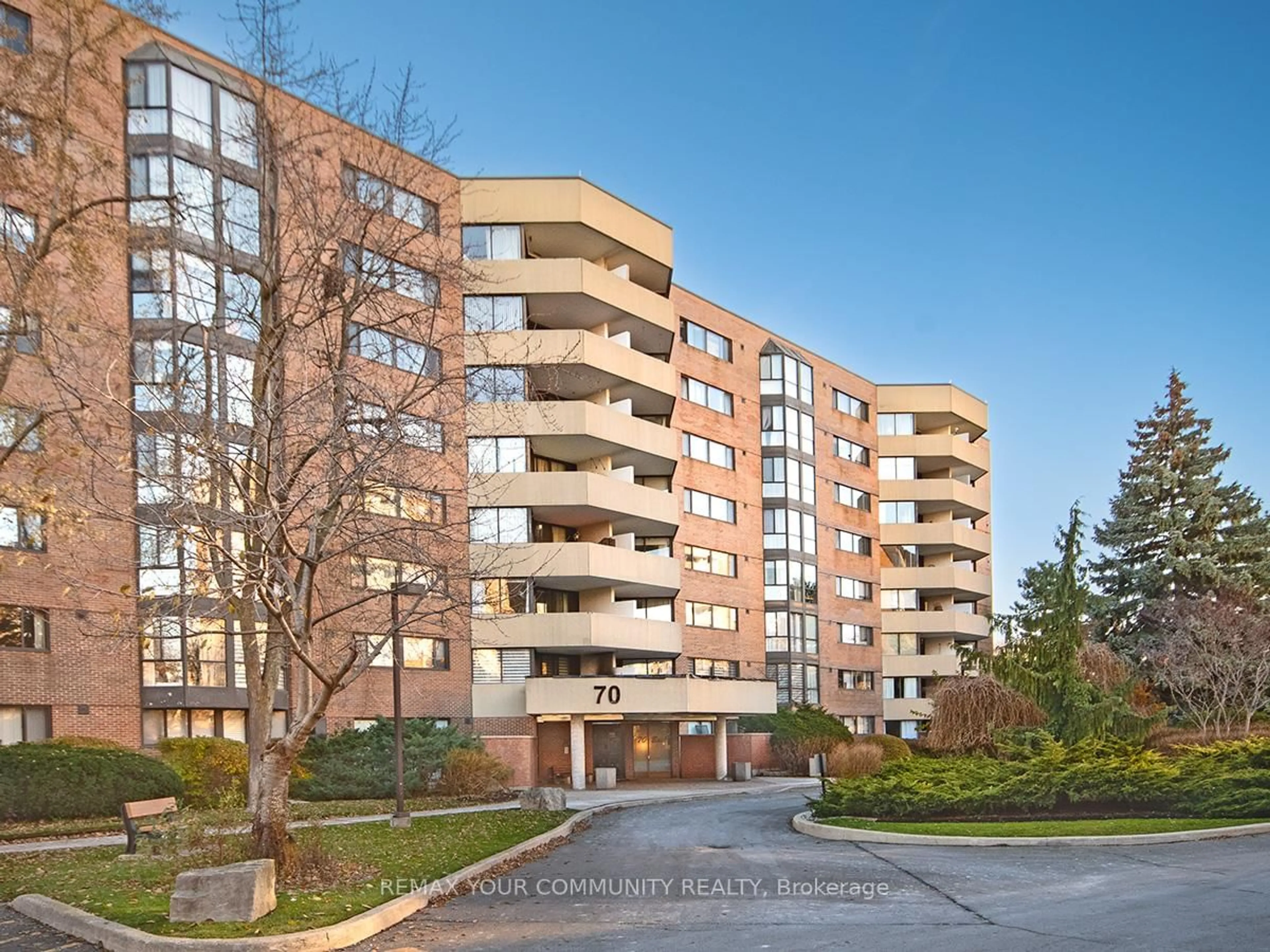 Unknown for 70 Baif Blvd #309, Richmond Hill Ontario L4C 5L2