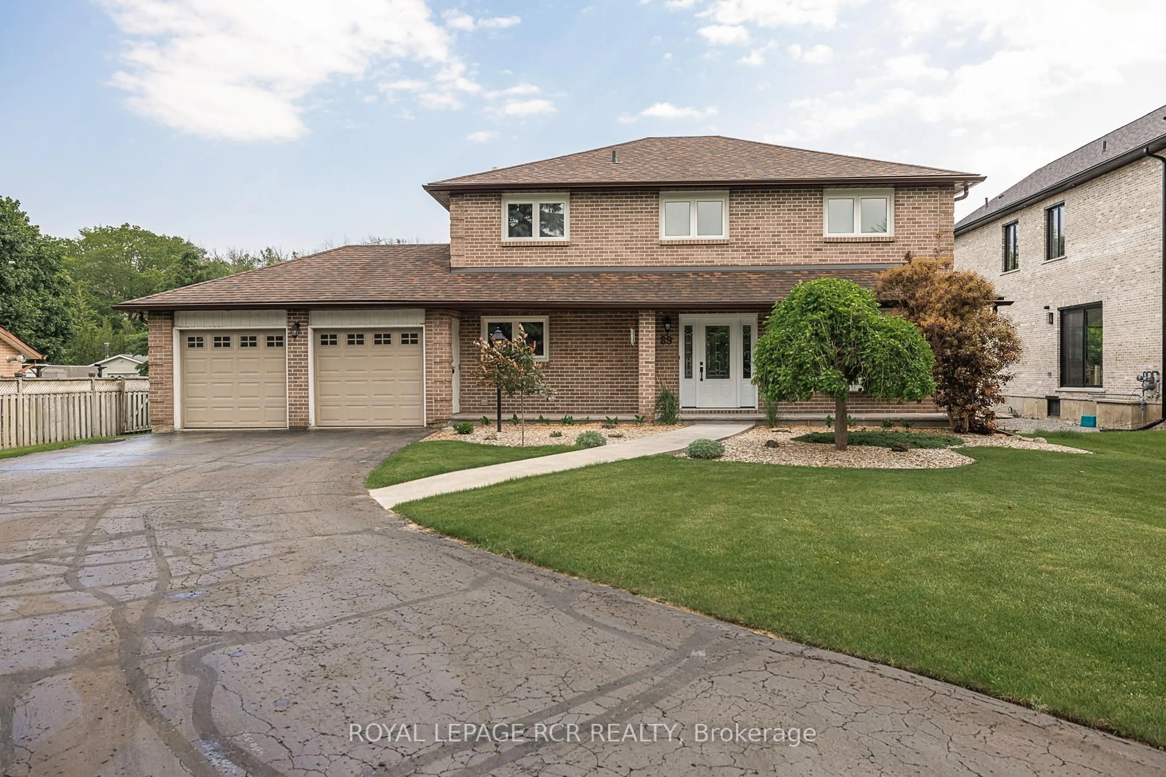 Home with brick exterior material, street for 89 Oriole Dr, East Gwillimbury Ontario L9N 1H3