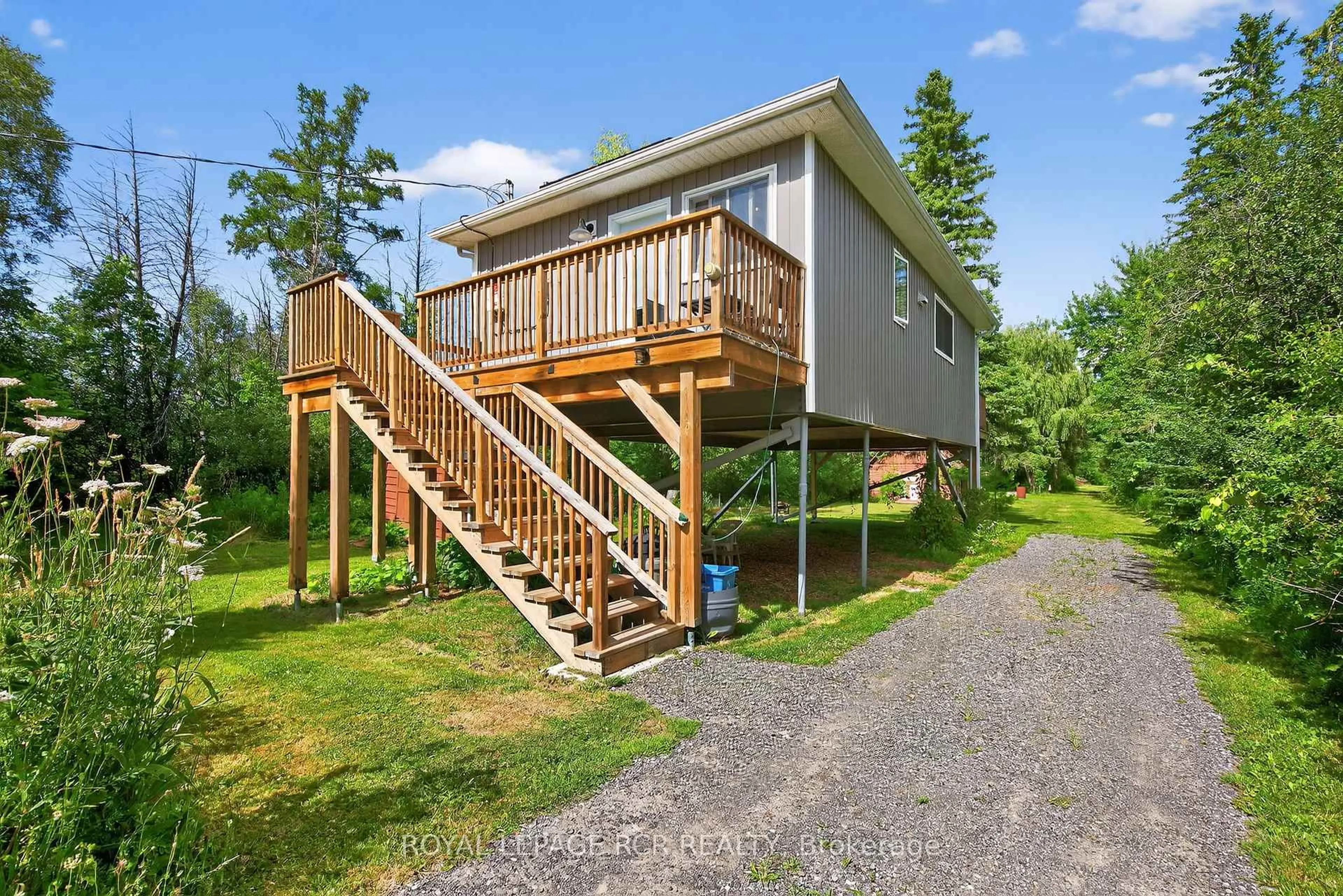 Unknown for 8 Mustard St, Uxbridge Ontario L9P 1R2