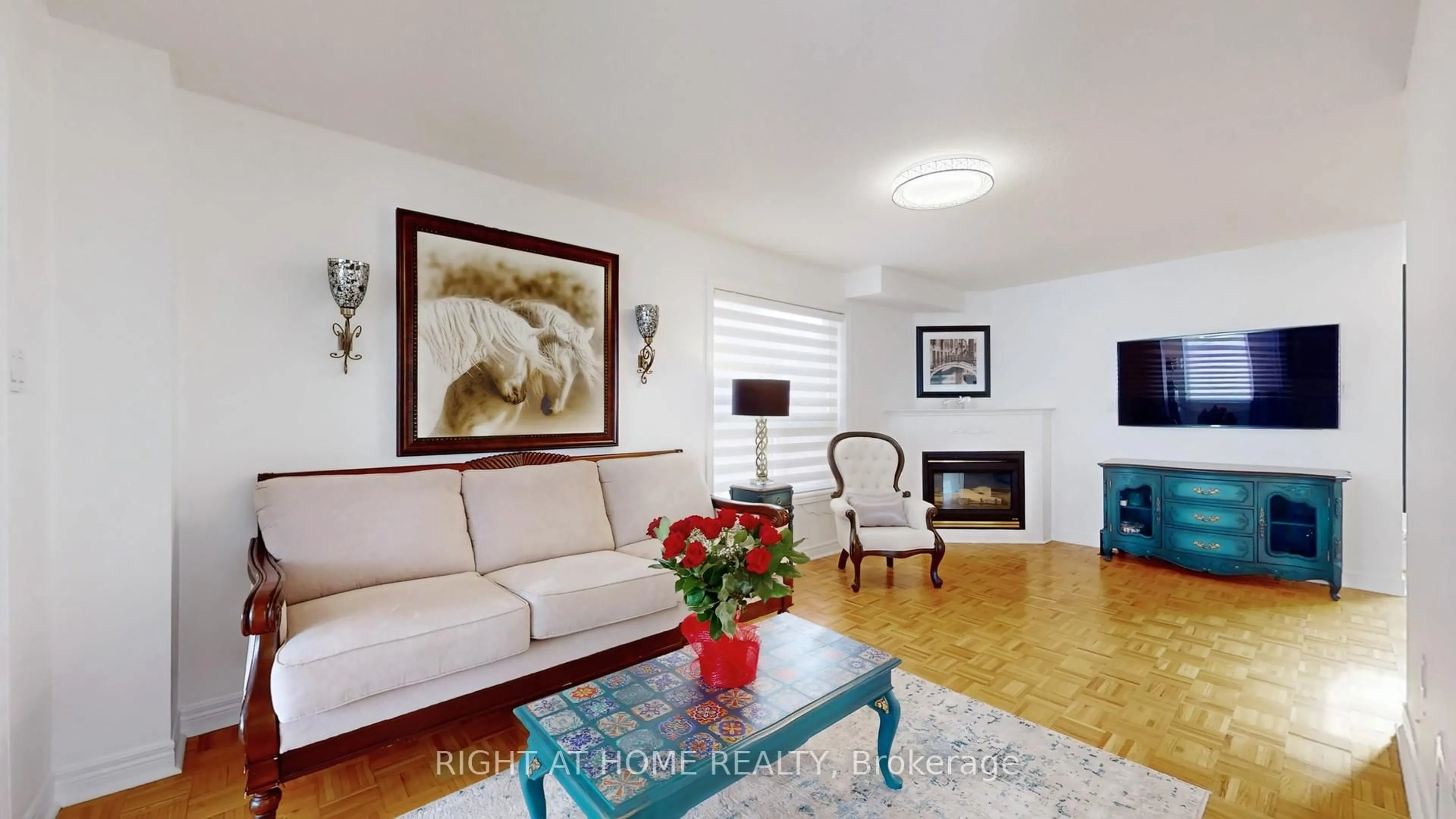 Living room with furniture, wood/laminate floor for 55 Hollybush Dr, Vaughan Ontario L6A 2H5