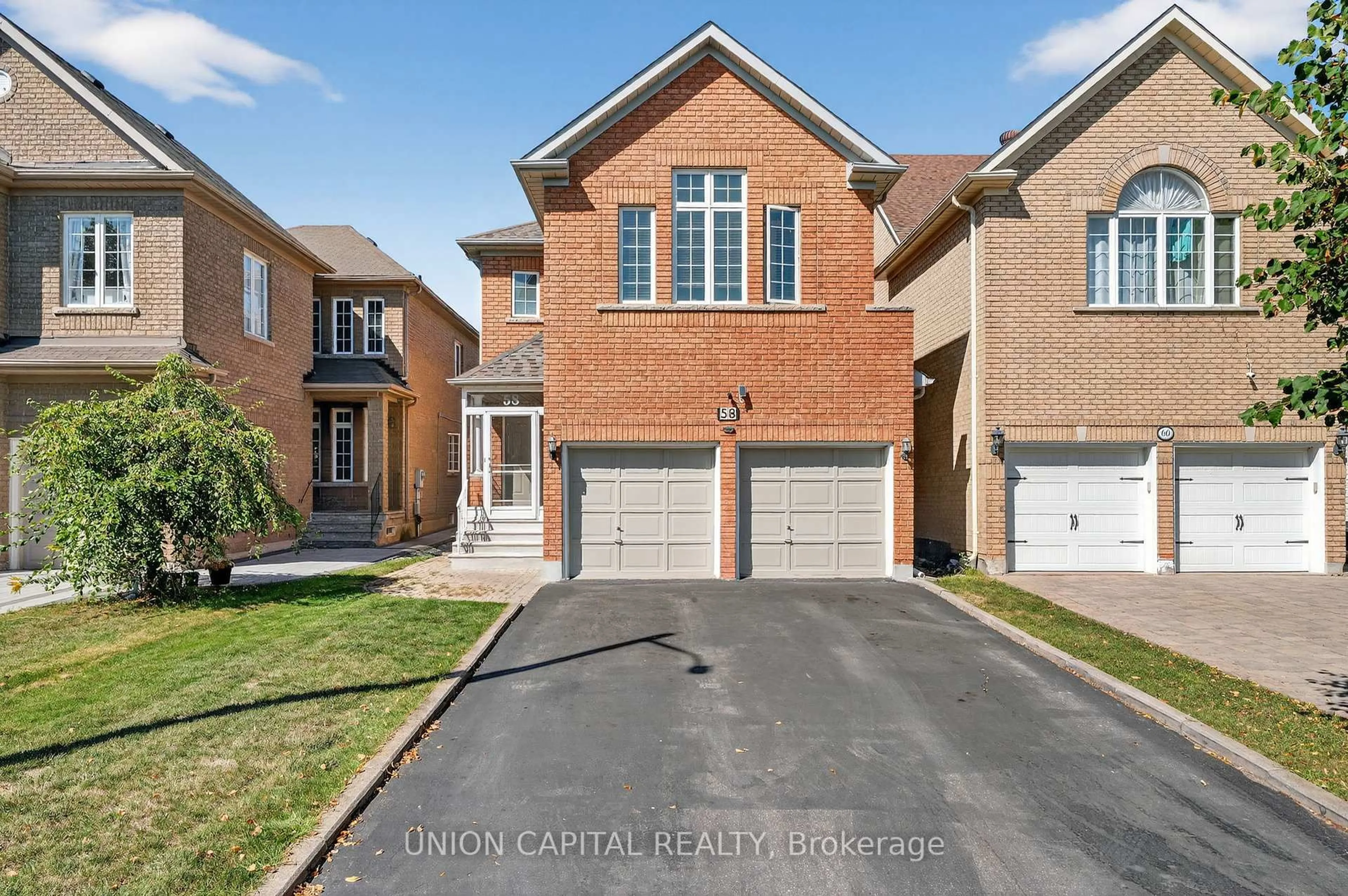 Home with brick exterior material, street for 58 Golden Oak Ave, Richmond Hill Ontario L4S 1Y5