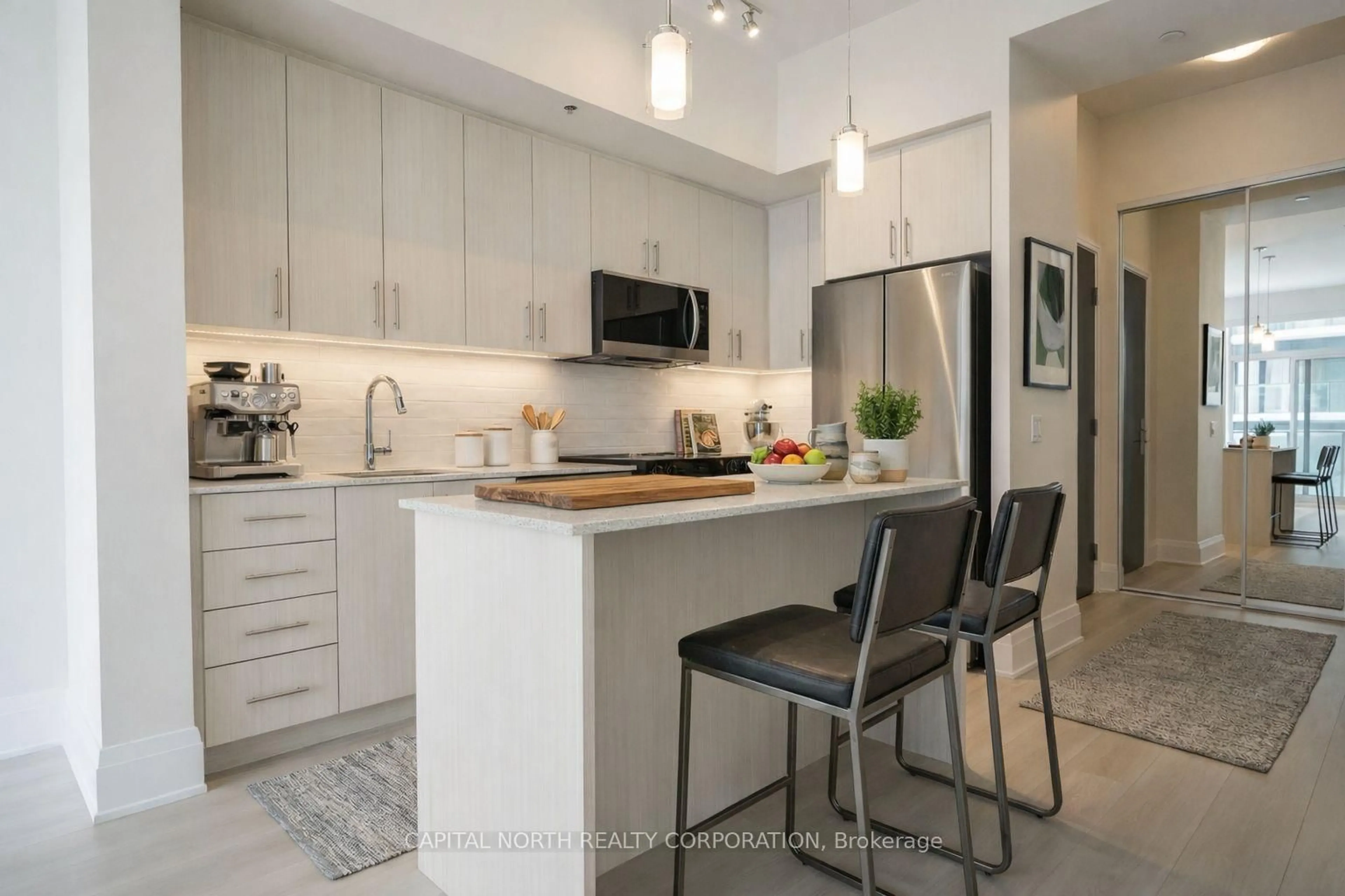Open concept kitchen, ceramic/tile floor for 9000 Jane St #2307, Vaughan Ontario L4K 0M6