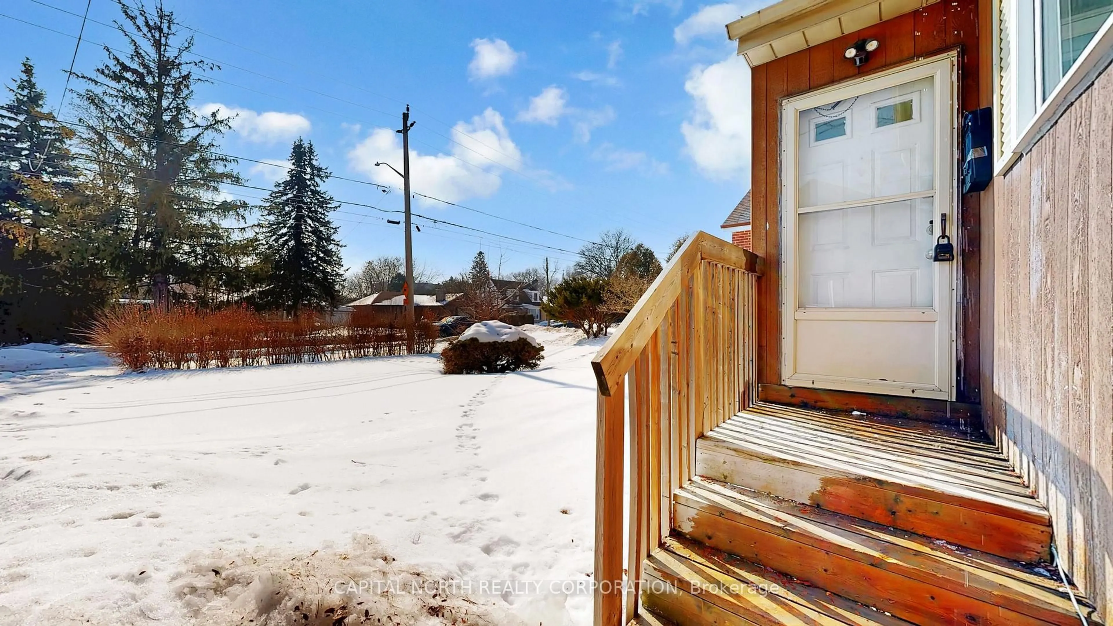 Patio, street for 77 Crosby Ave, Richmond Hill Ontario L4C 5T3