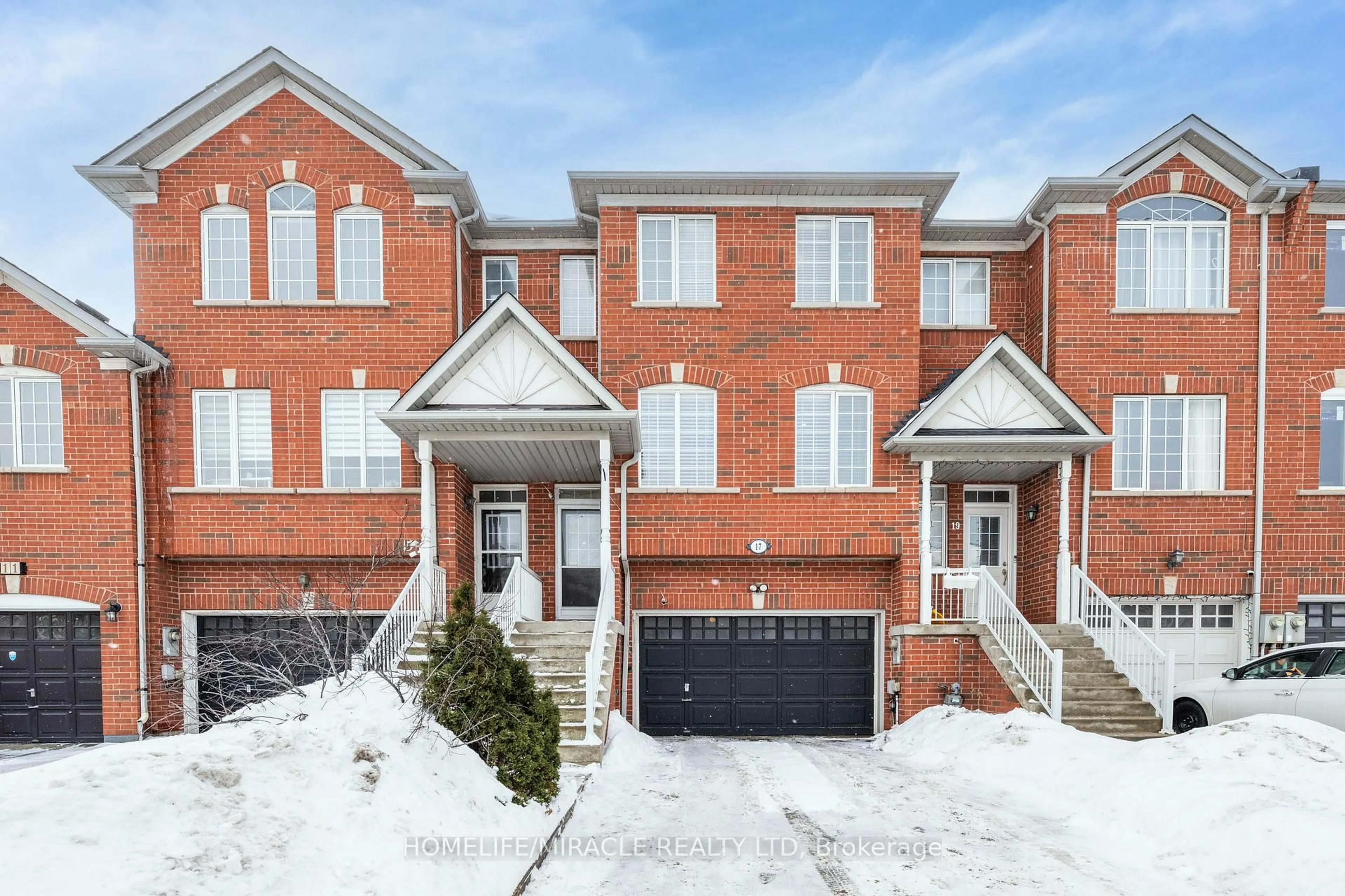 Home with brick exterior material, street for 17 Pikake Crt, Vaughan Ontario L6A 3W3