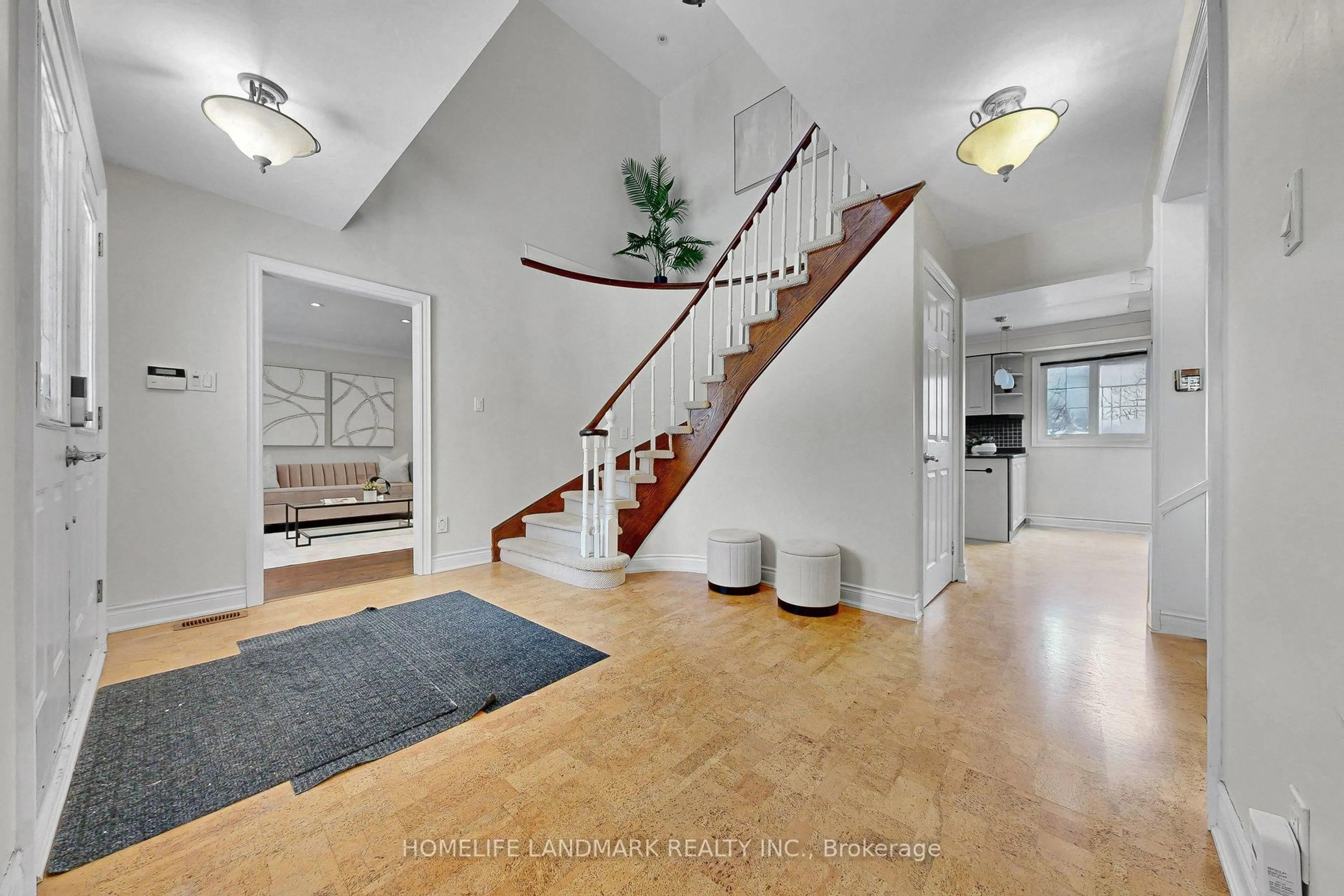 Indoor entryway for 51 Emeline Cres, Markham Ontario L3P 4G2