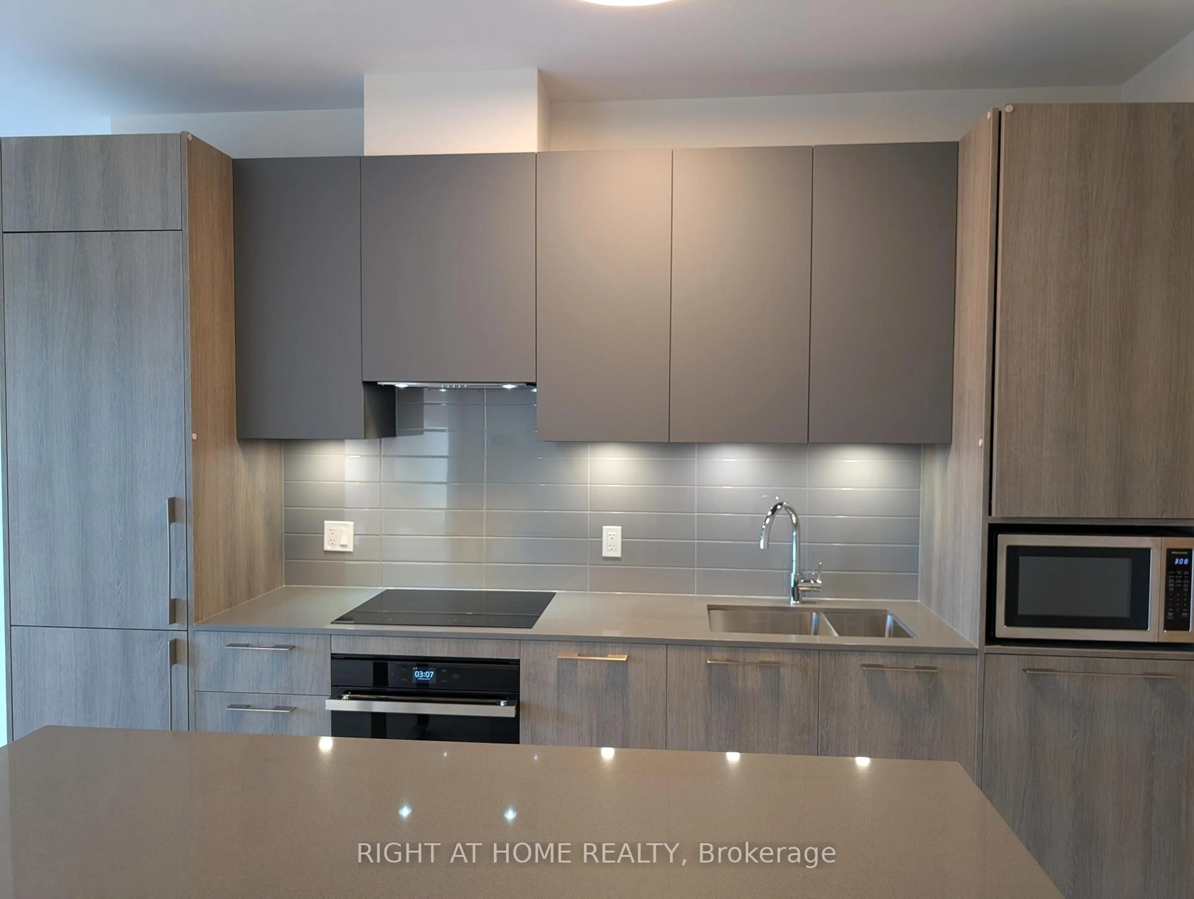 Contemporary kitchen, unknown for 18 Water Walk Dr #501, Markham Ontario L3R 6L5