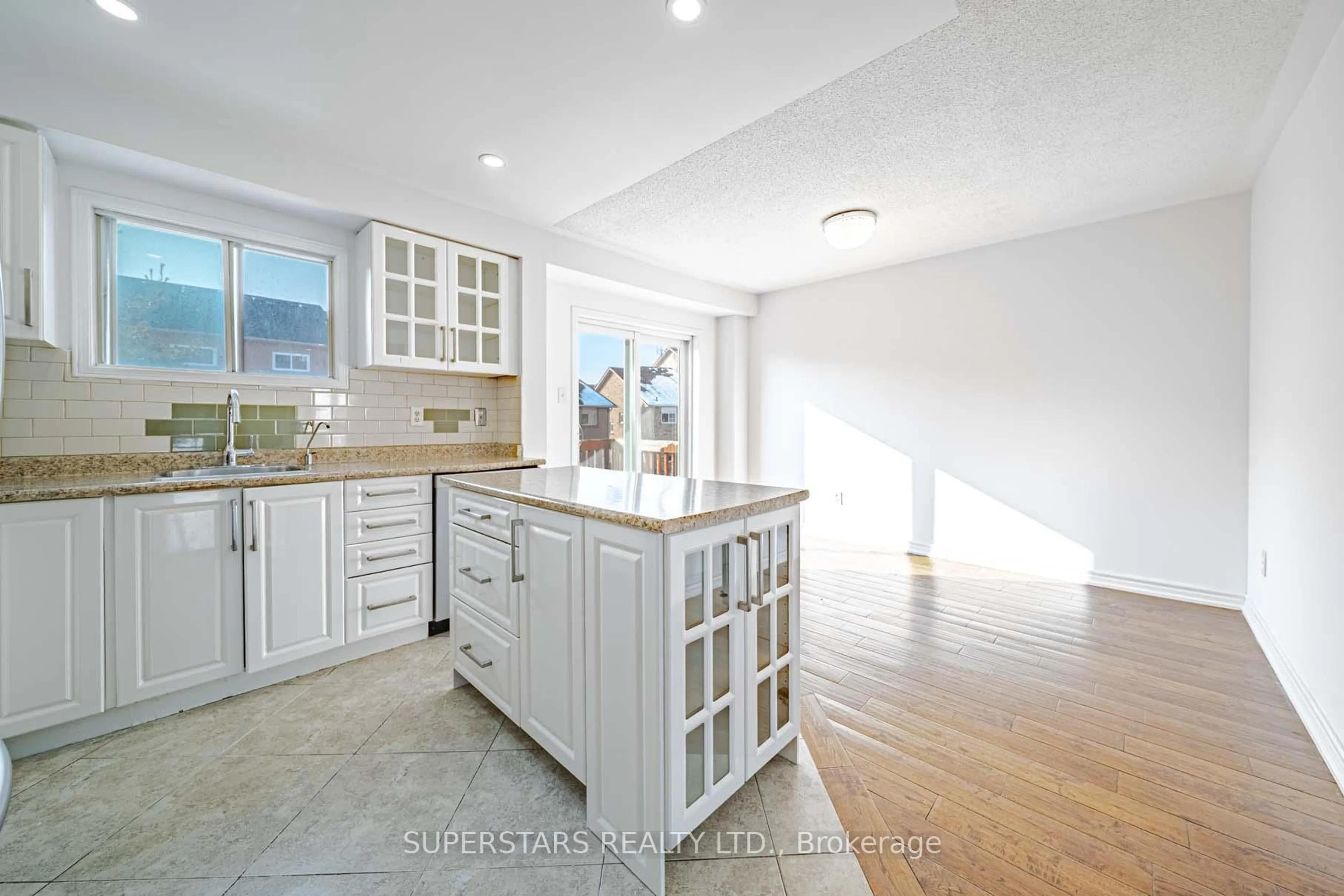 Open concept kitchen, ceramic/tile floor for 99 Roseheath Dr, Vaughan Ontario L6A 2B7