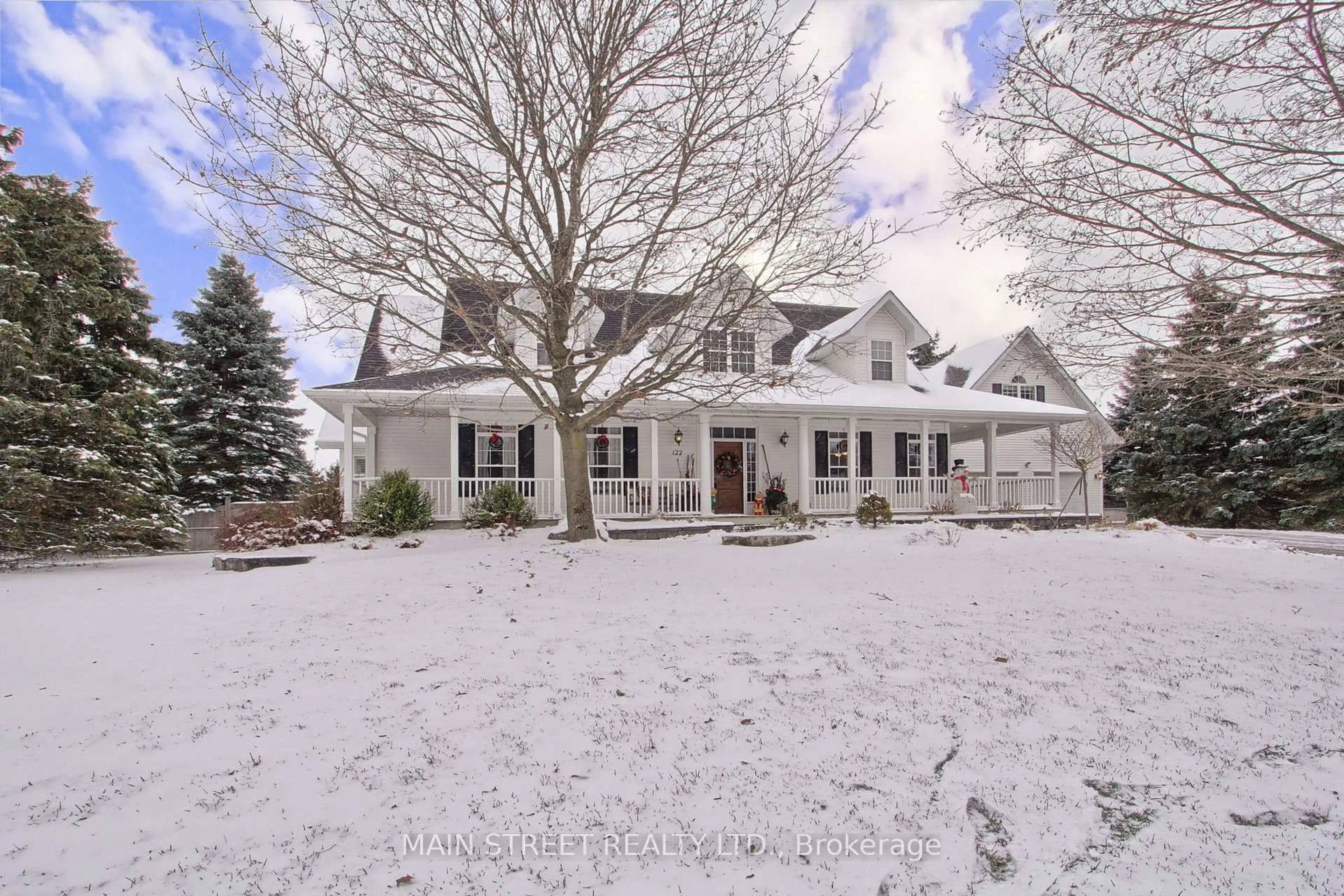 A pic from outside/outdoor area/front of a property/back of a property/a pic from drone, street for 122 Davis Tr, Essa Ontario L0L 2N0