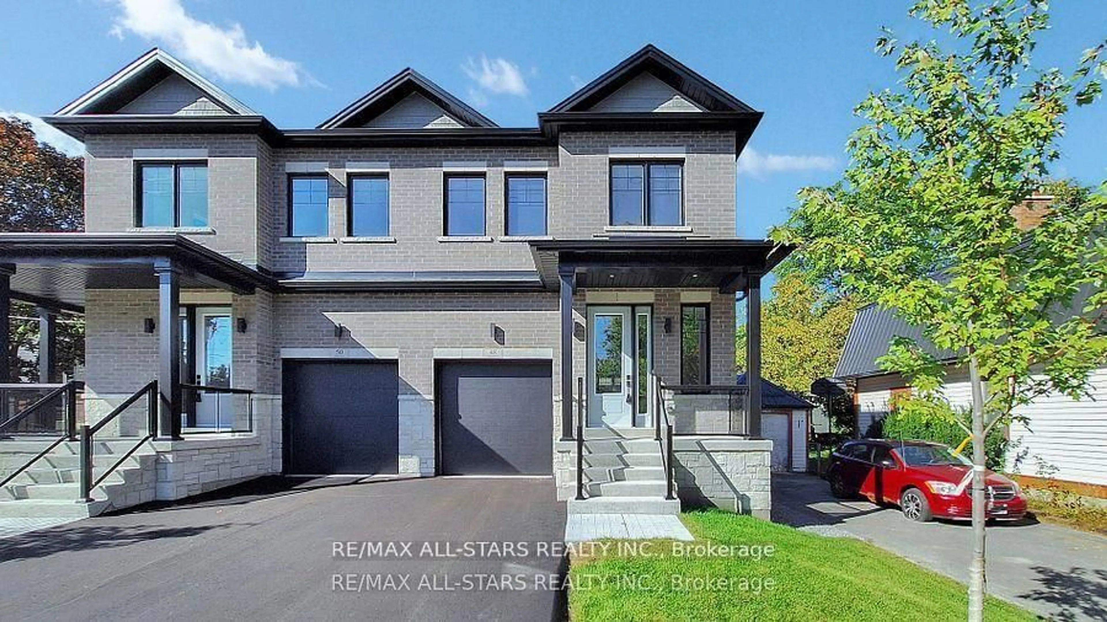 Home with brick exterior material, street for 48 Third Ave, Uxbridge Ontario L9P 1K5