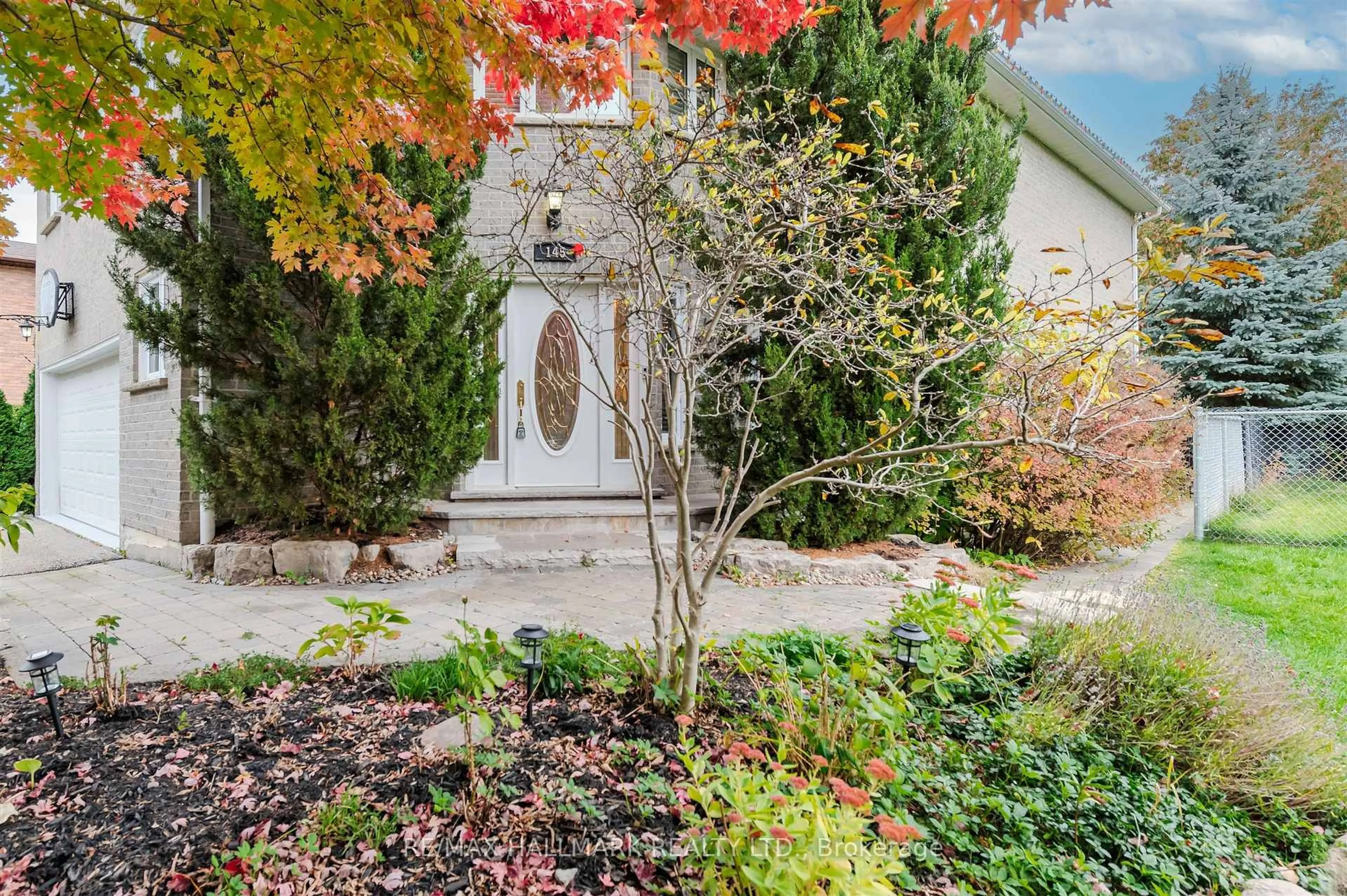 Unknown for 145 Old Surrey Lane, Richmond Hill Ontario L4C 6R9