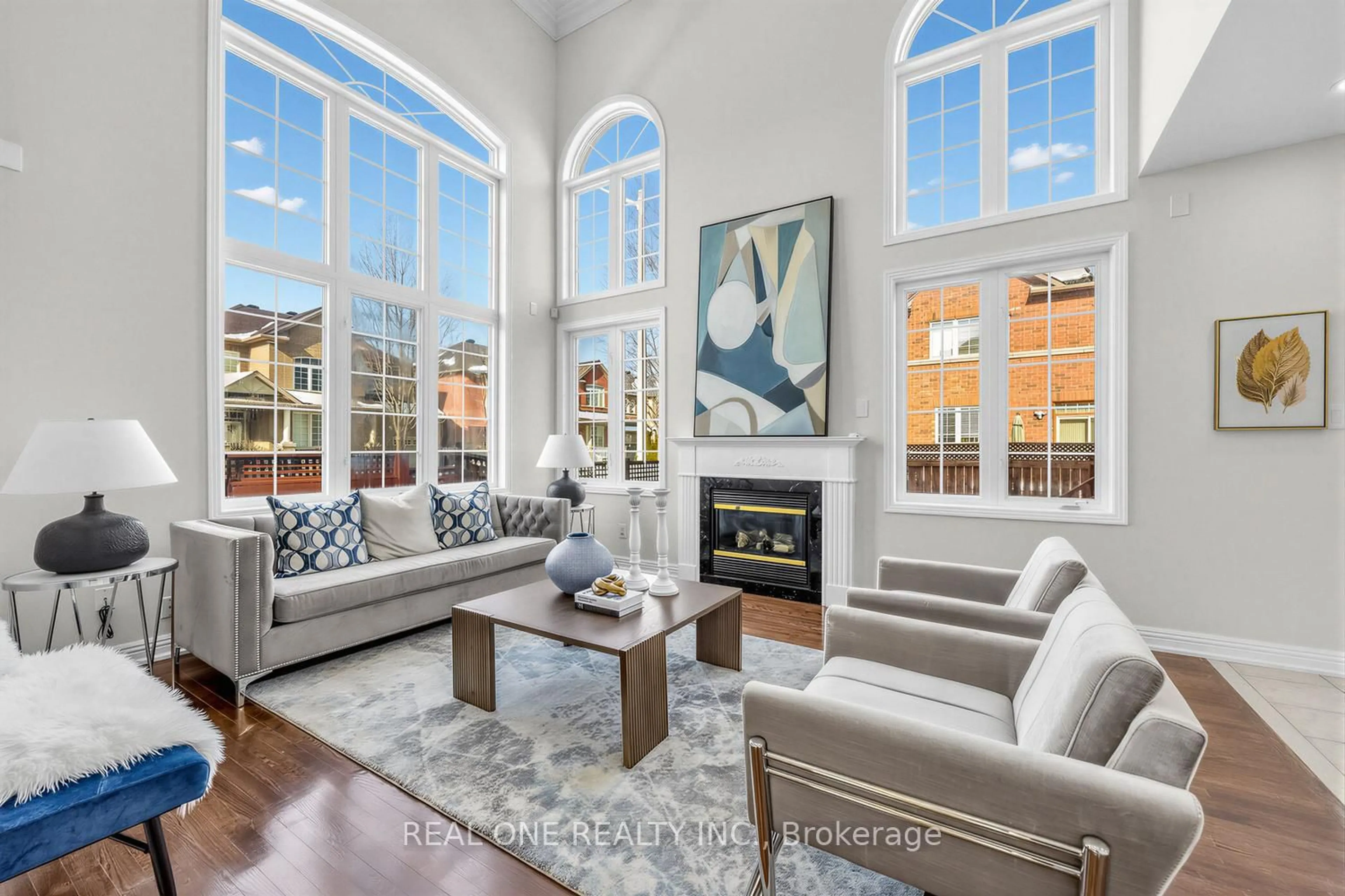 Living room with furniture, unknown for 18 Calico Cres, Markham Ontario L6C 3A6