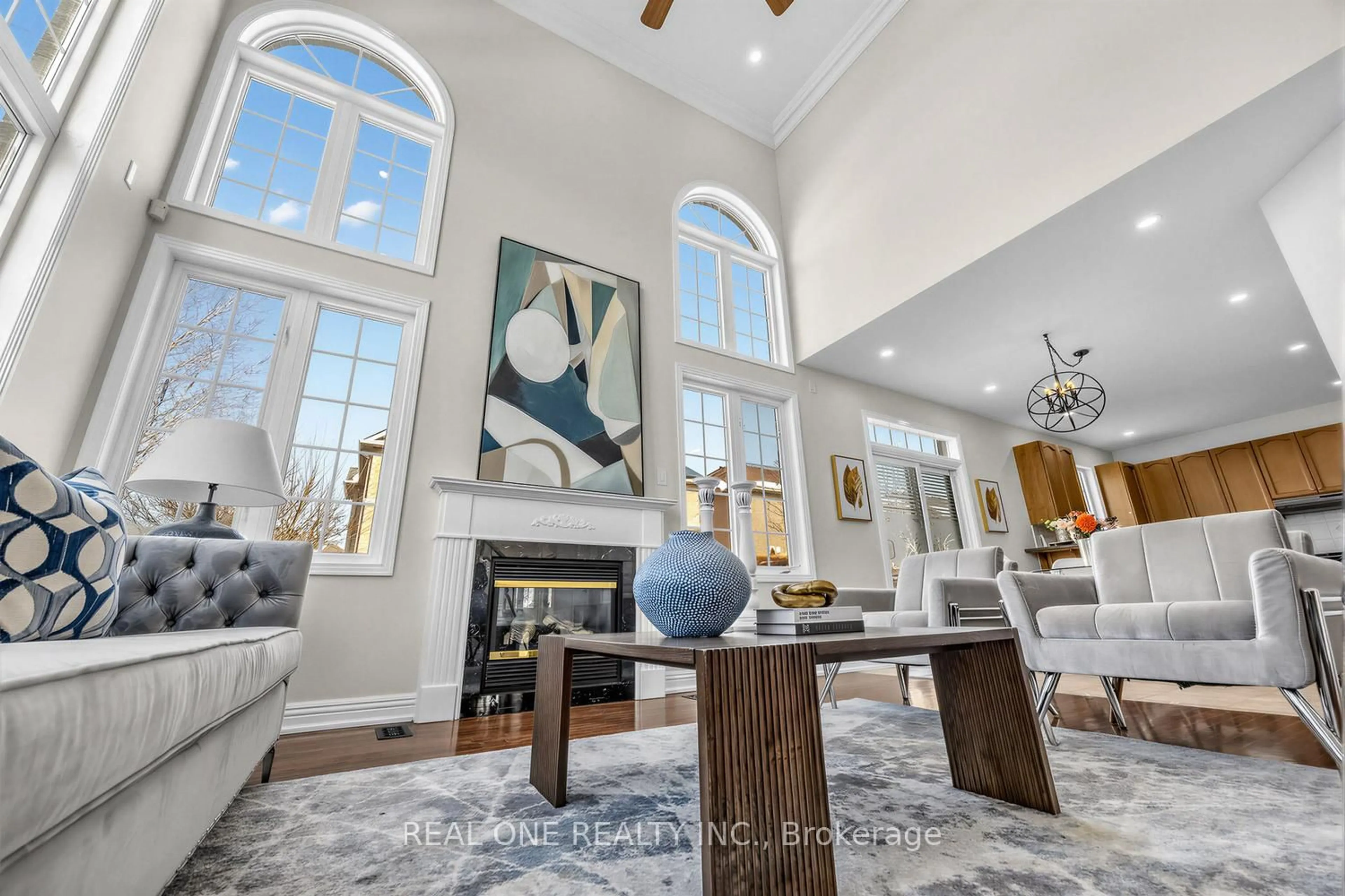 Living room with furniture, unknown for 18 Calico Cres, Markham Ontario L6C 3A6