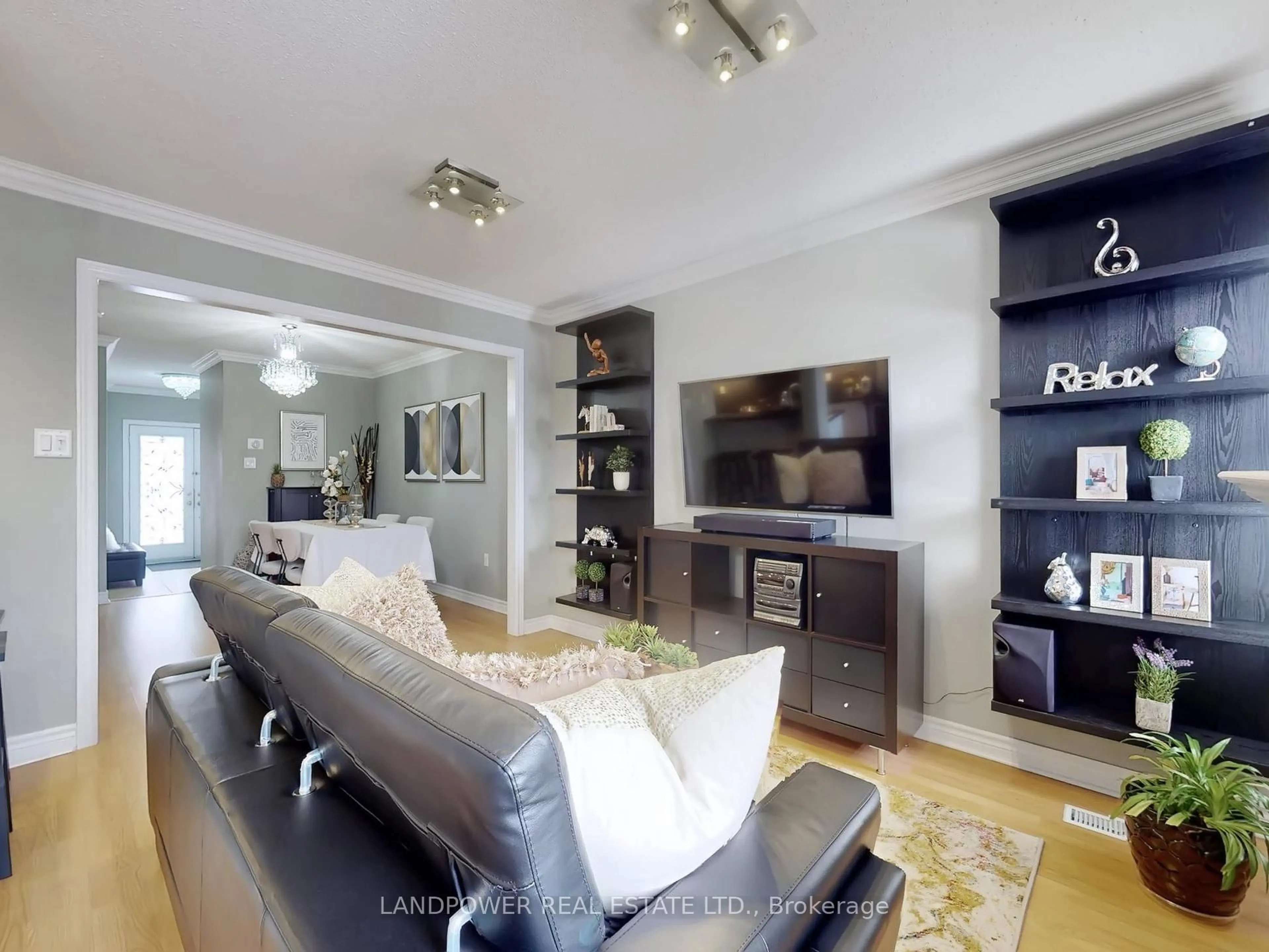 Living room with furniture, unknown for 47 Village Vista Way, Vaughan Ontario L6A 3Y2