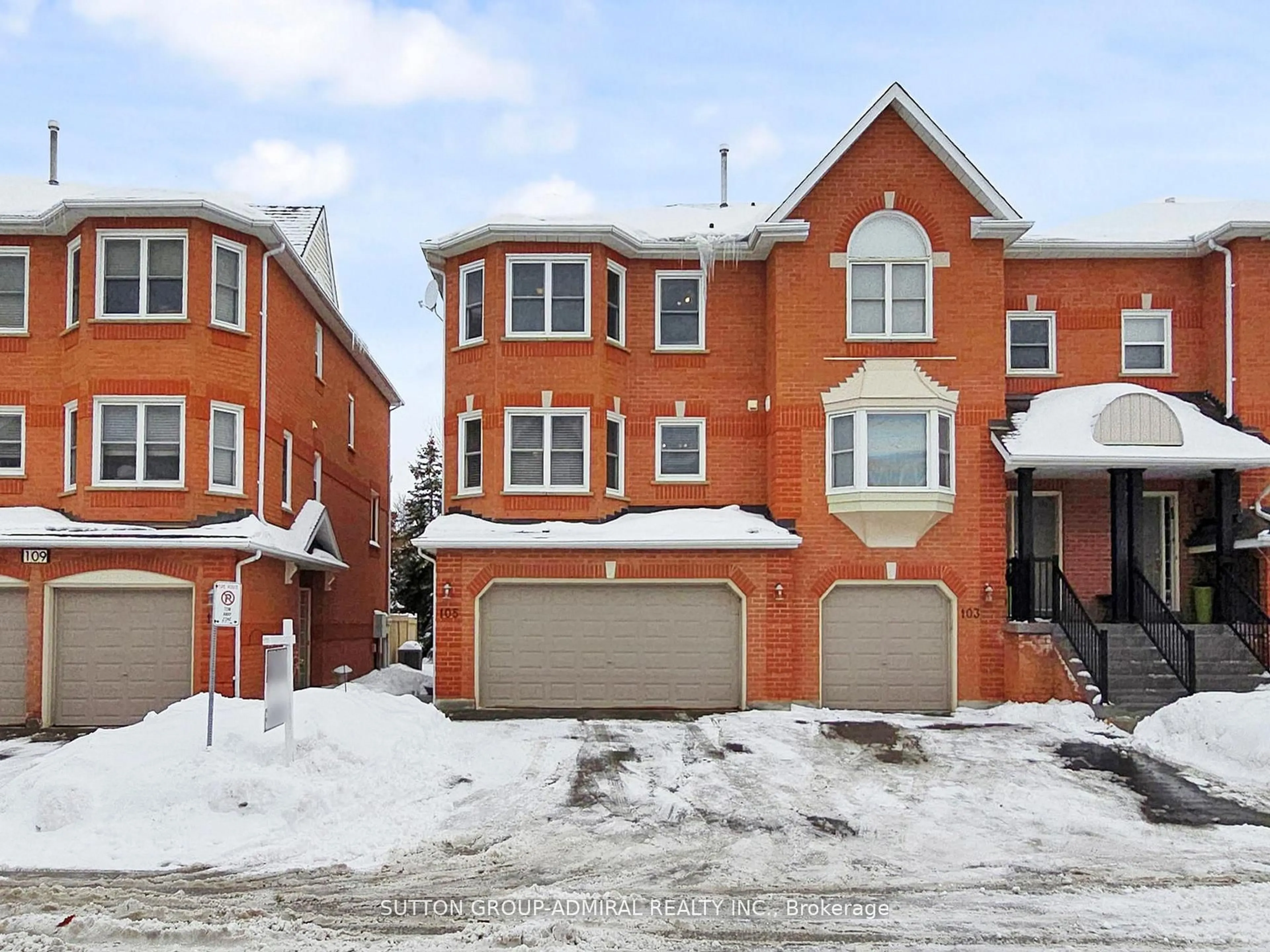 Unknown for 105 Leah Cres #105, Vaughan Ontario L4J 8C4