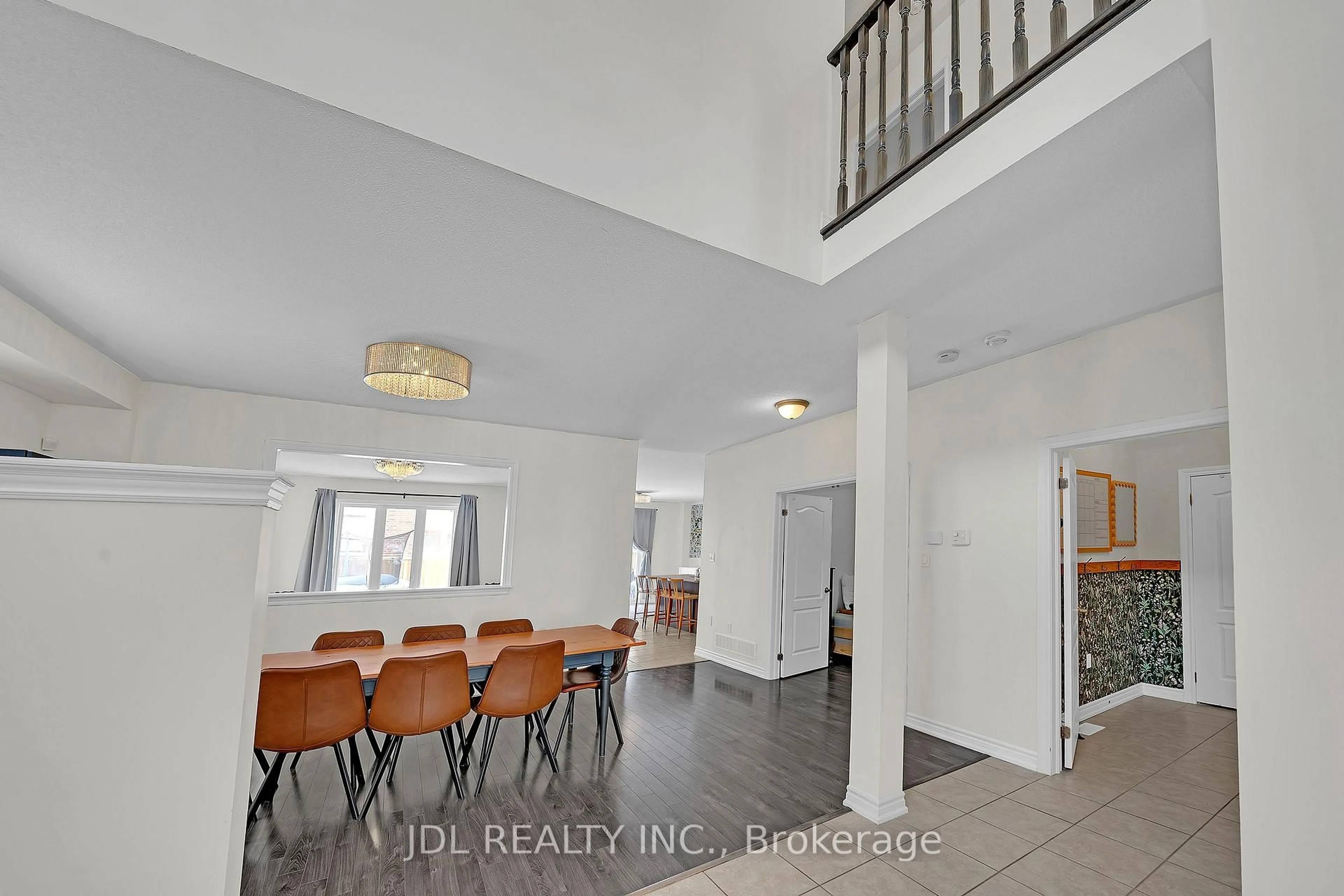 Unknown for 376 Miller Park Ave, Bradford West Gwillimbury Ontario L3Z 3J2