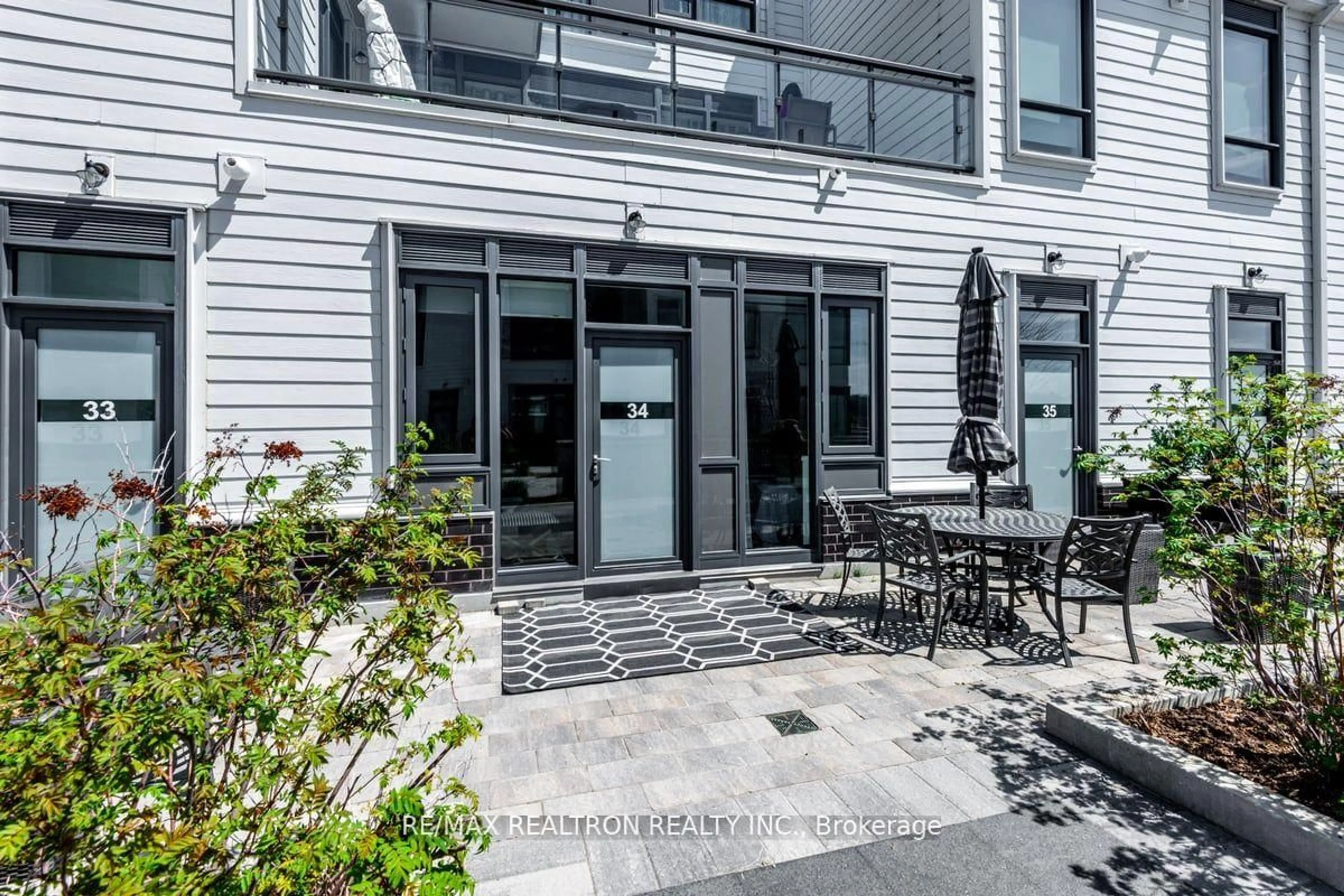 Patio, street for 247 Broward Way #34, Innisfil Ontario L9S 0M2
