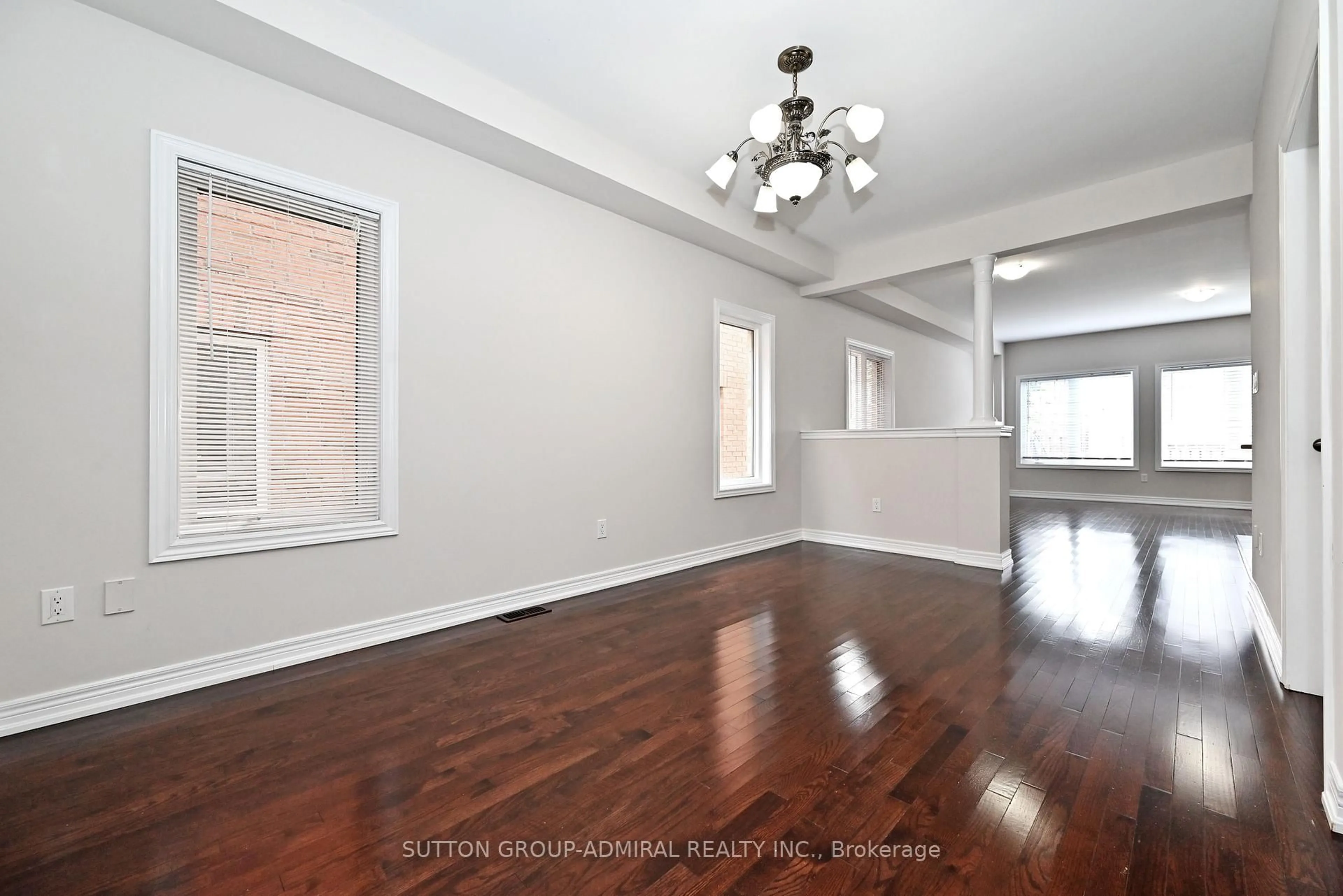 Unknown for 110 Southdown Ave, Vaughan Ontario L6A 4N3