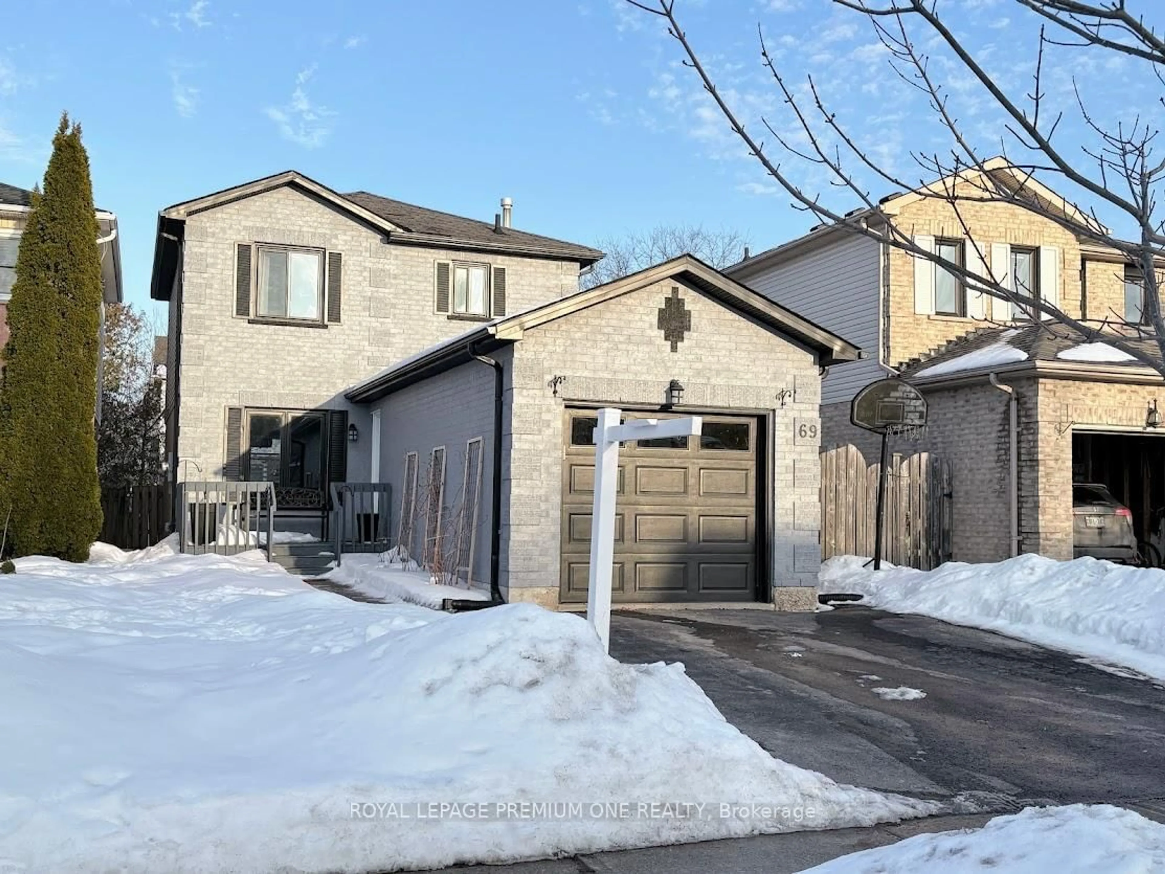 Unknown for 69 Mcknight Cres, New Tecumseth Ontario L0G 1W0