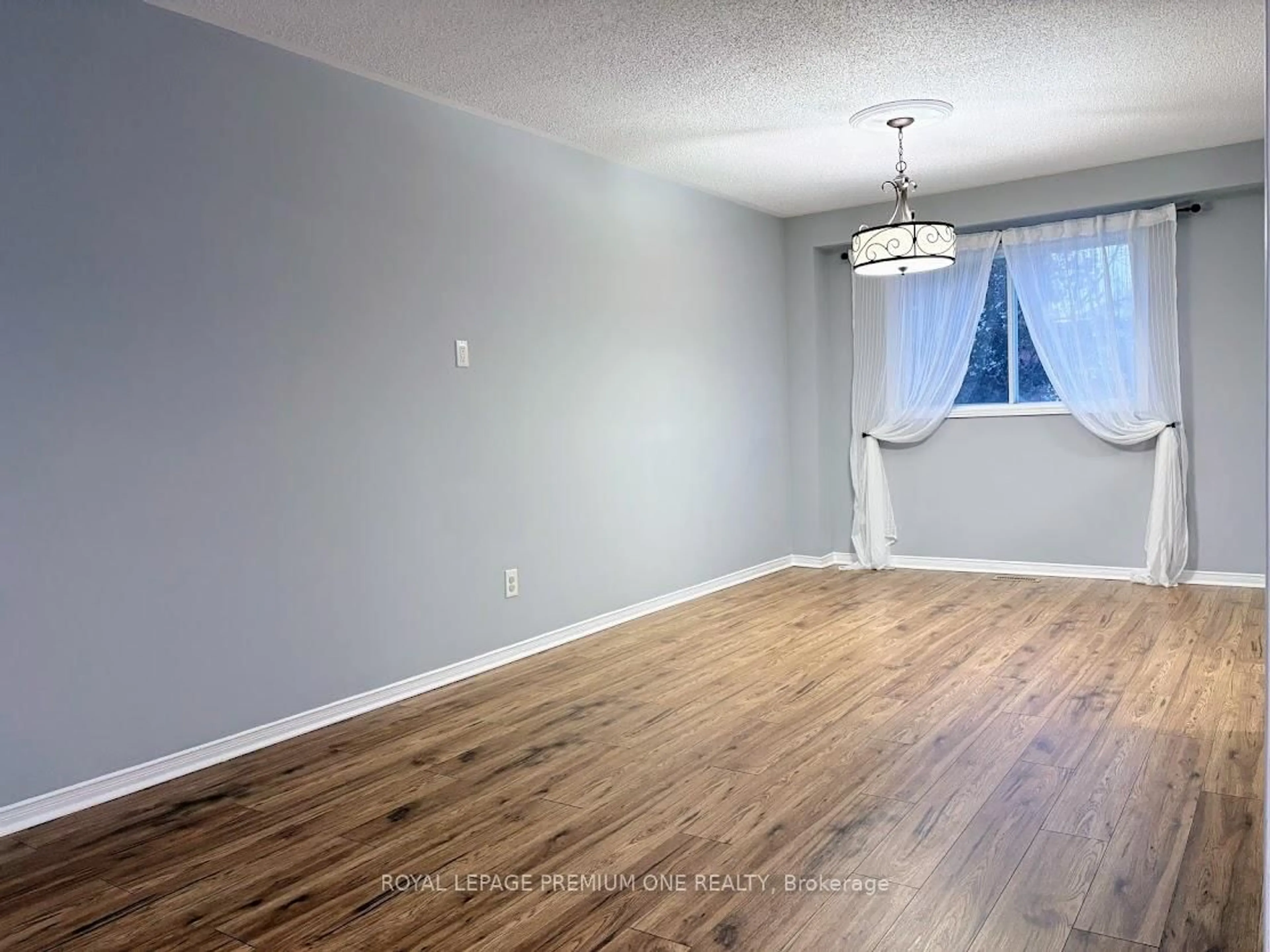 A pic of a room for 69 Mcknight Cres, New Tecumseth Ontario L0G 1W0