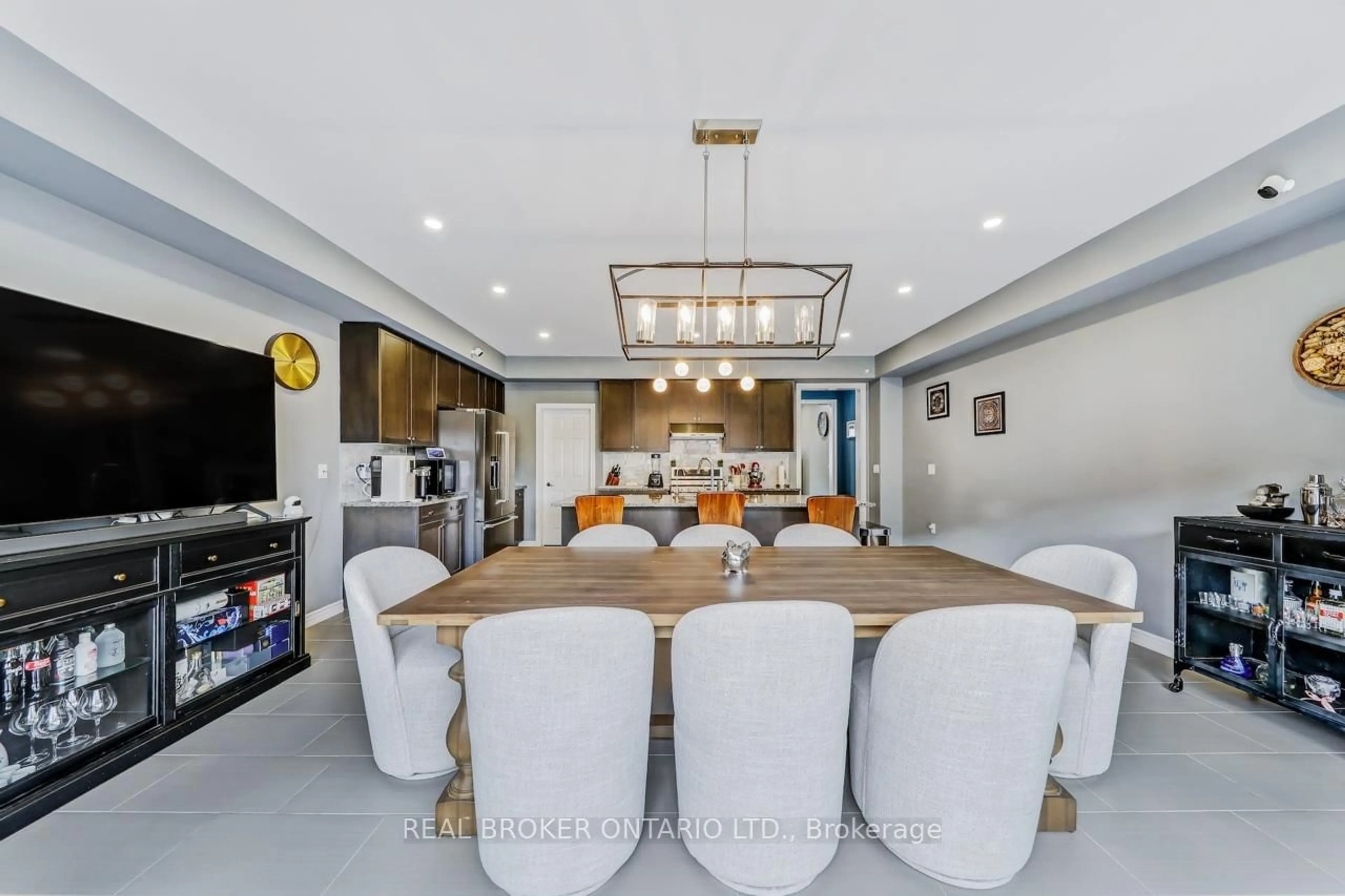 Dining room, unknown for 10937 Victoria Square Blvd, Markham Ontario L6C 0Z3