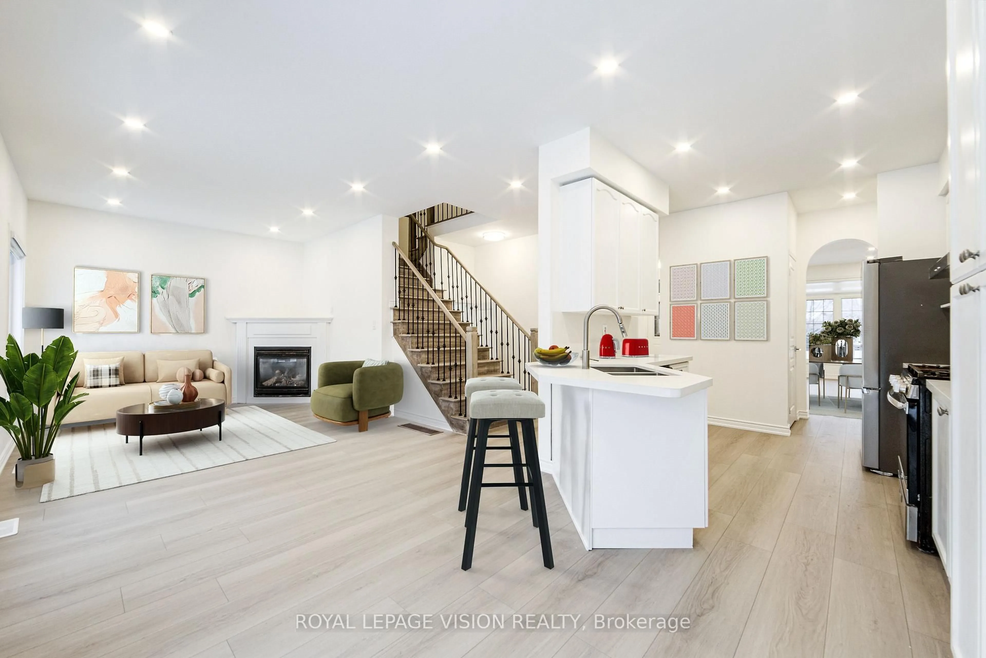 Open concept kitchen, unknown for 124 Alfred Paterson Dr, Markham Ontario L6E 1L5