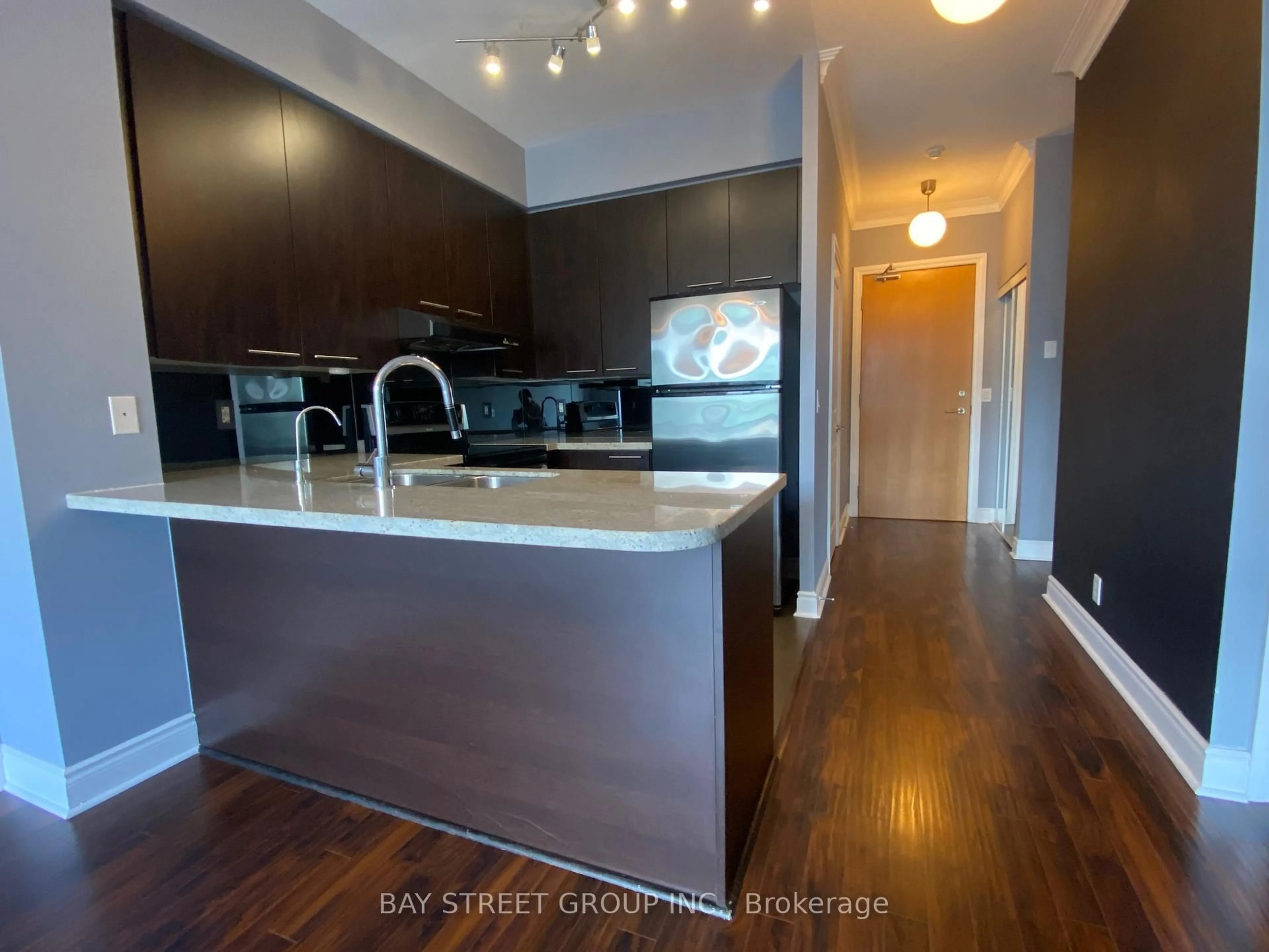 Open concept kitchen, wood/laminate floor for 32 Clegg Rd #PH10, Markham Ontario L6G 0B2