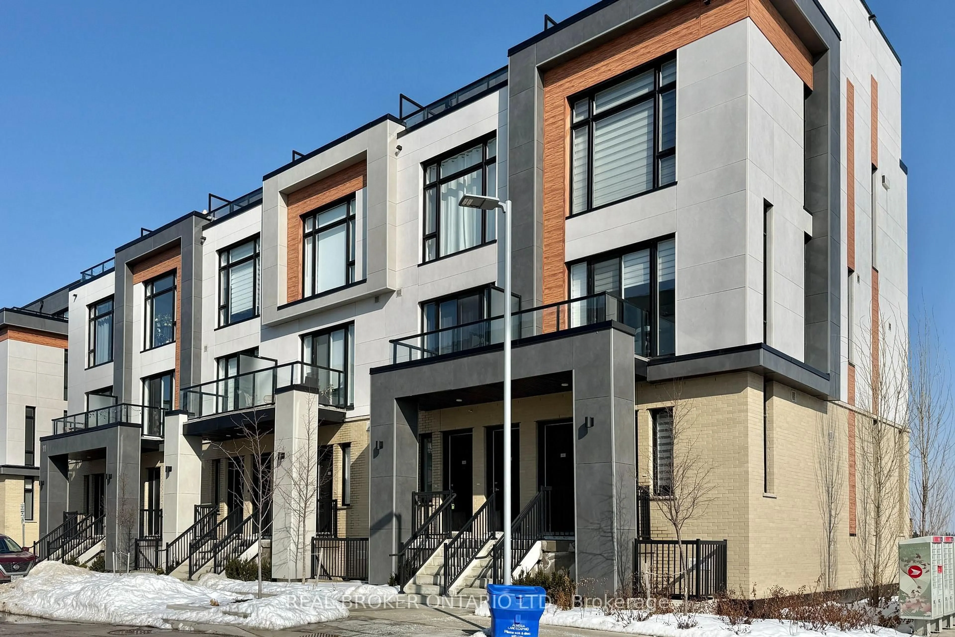 Home with brick exterior material, street for 11 Steckley House Lane #404, Richmond Hill Ontario L4S 0N1