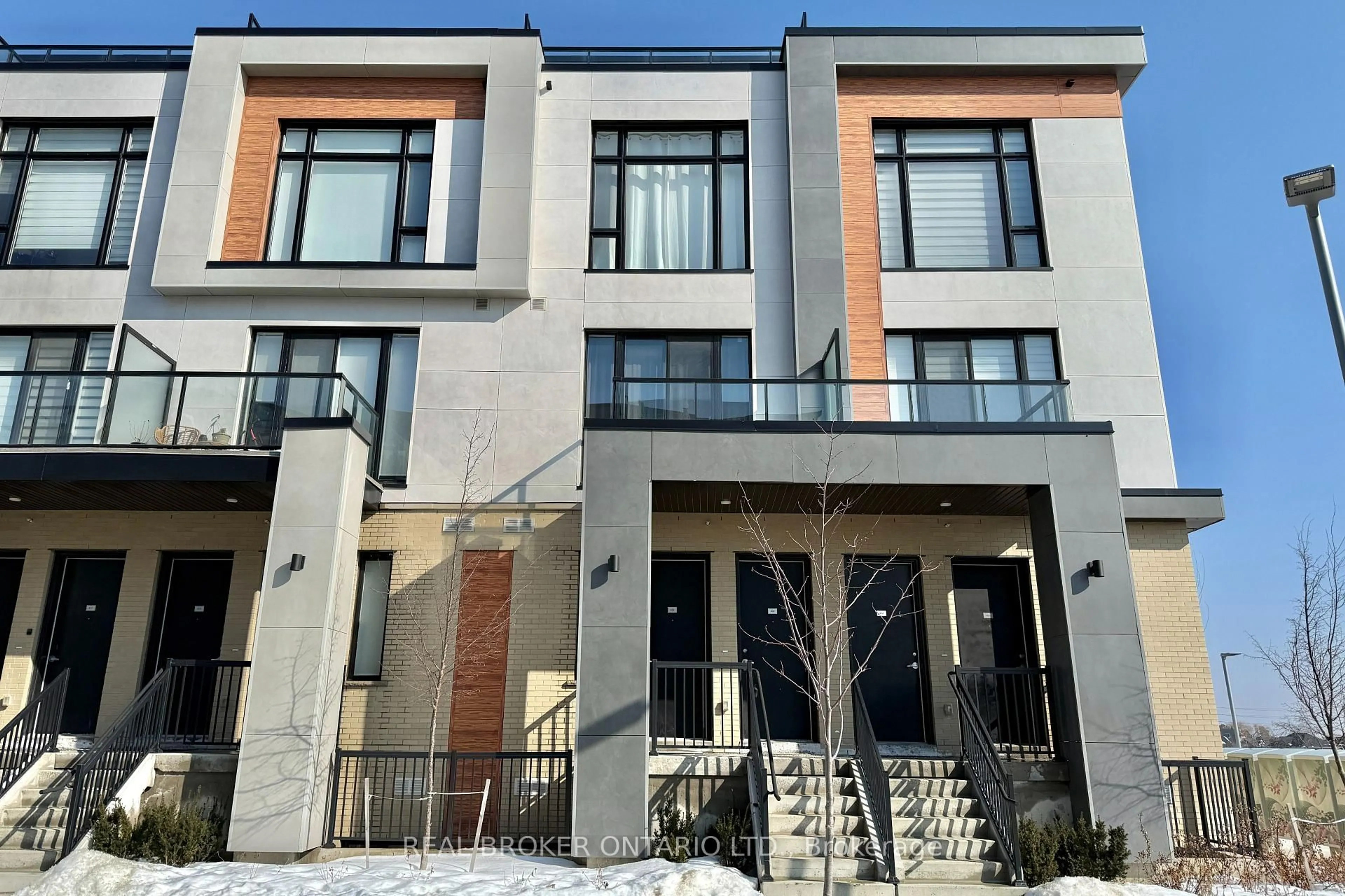 Home with brick exterior material, street for 11 Steckley House Lane #404, Richmond Hill Ontario L4S 0N1