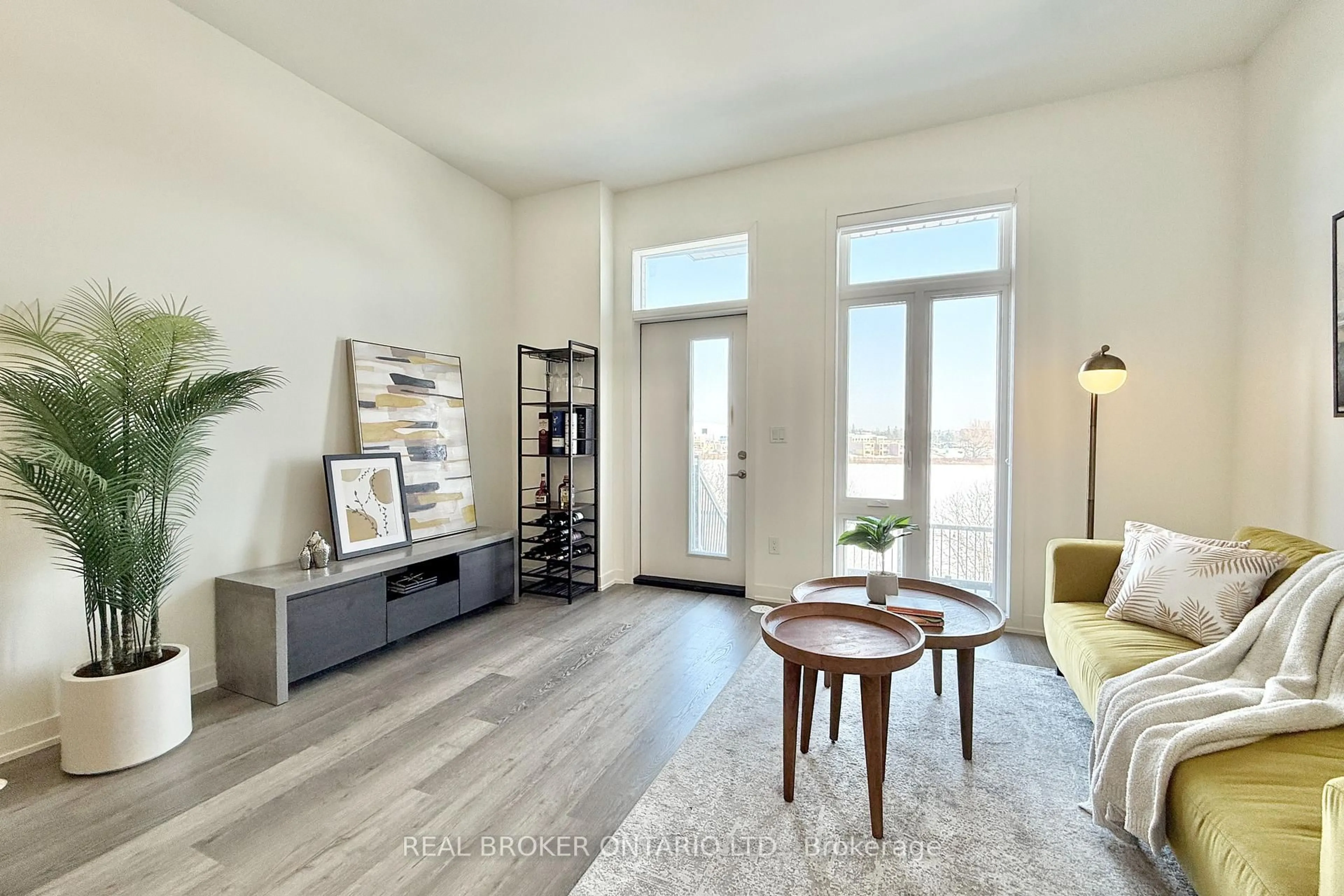 Unknown for 11 Steckley House Lane #404, Richmond Hill Ontario L4S 0N1