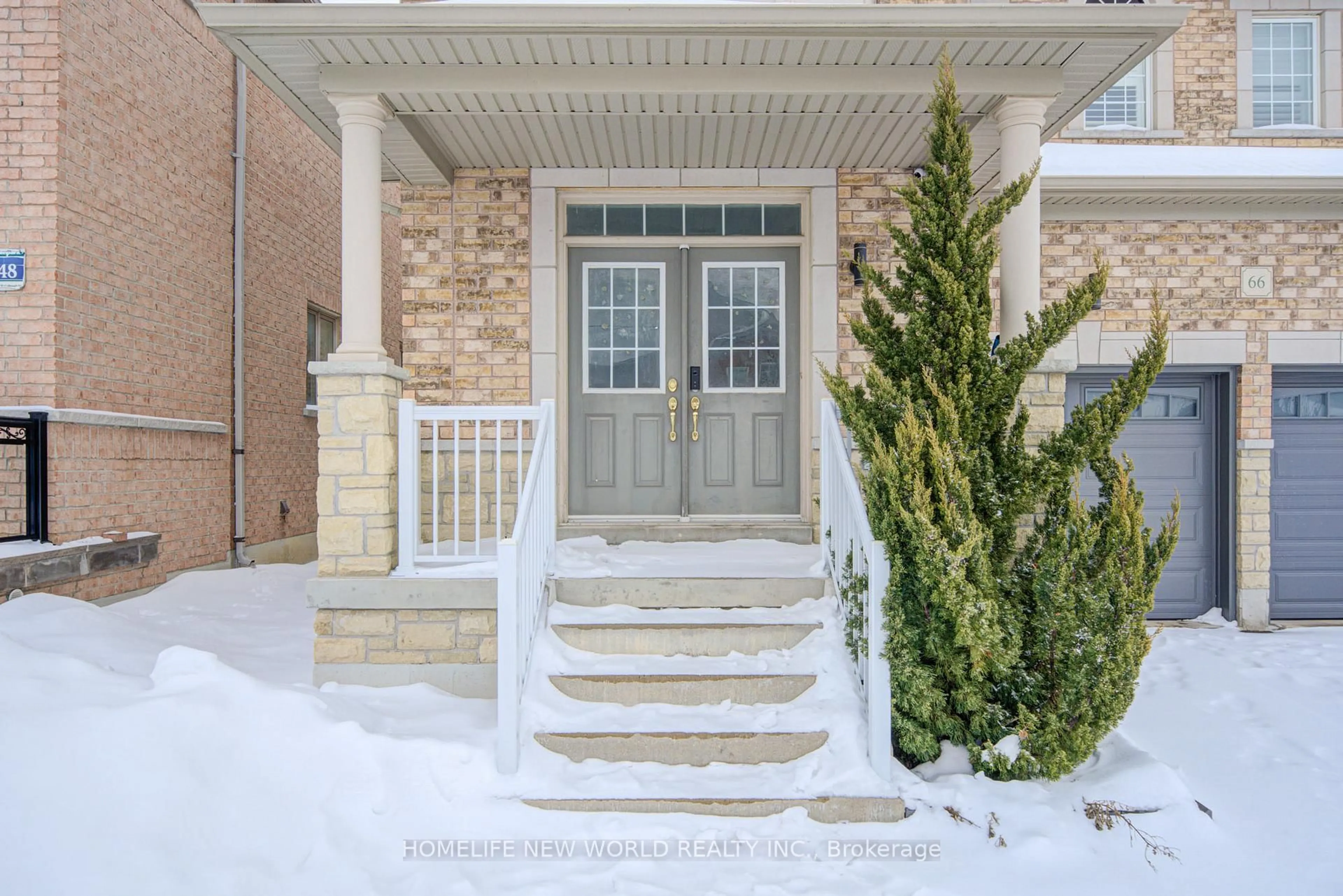 Indoor entryway for 66 James Mccullough Rd, Whitchurch-Stouffville Ontario L4A 0Z3