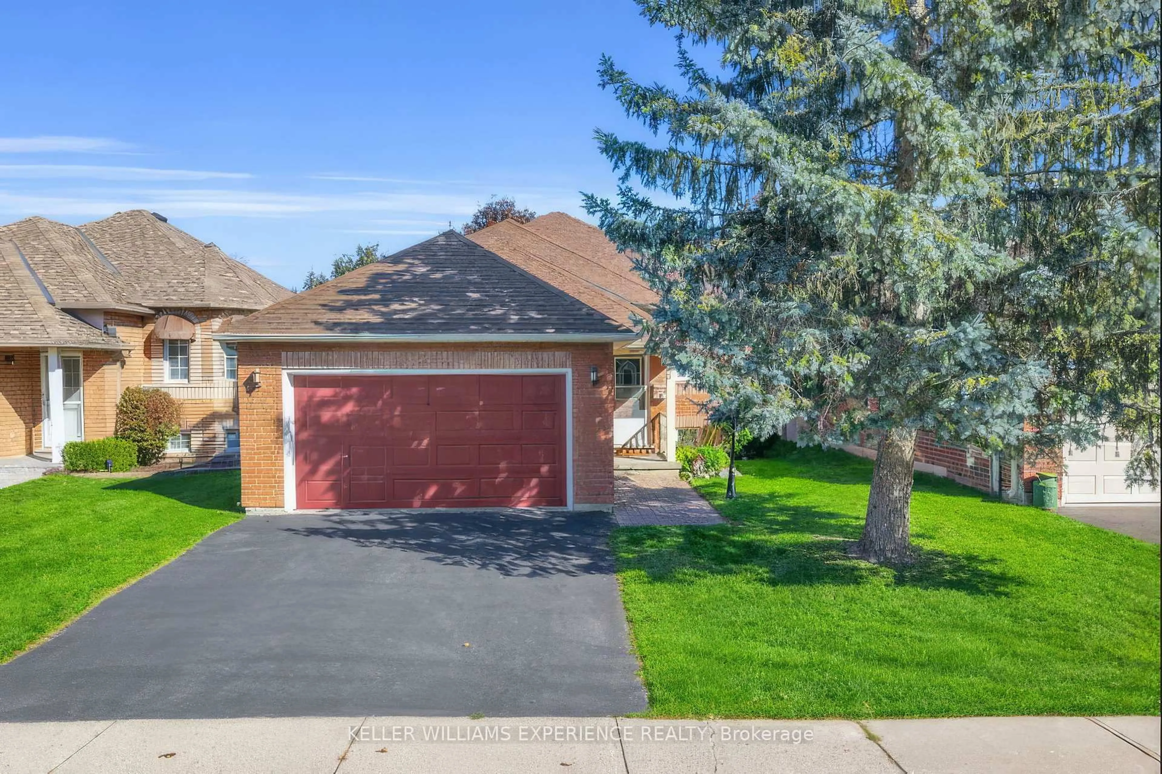 A pic from outside/outdoor area/front of a property/back of a property/a pic from drone, street for 59 Rinaldo Rd, Georgina Ontario L4P 3X9