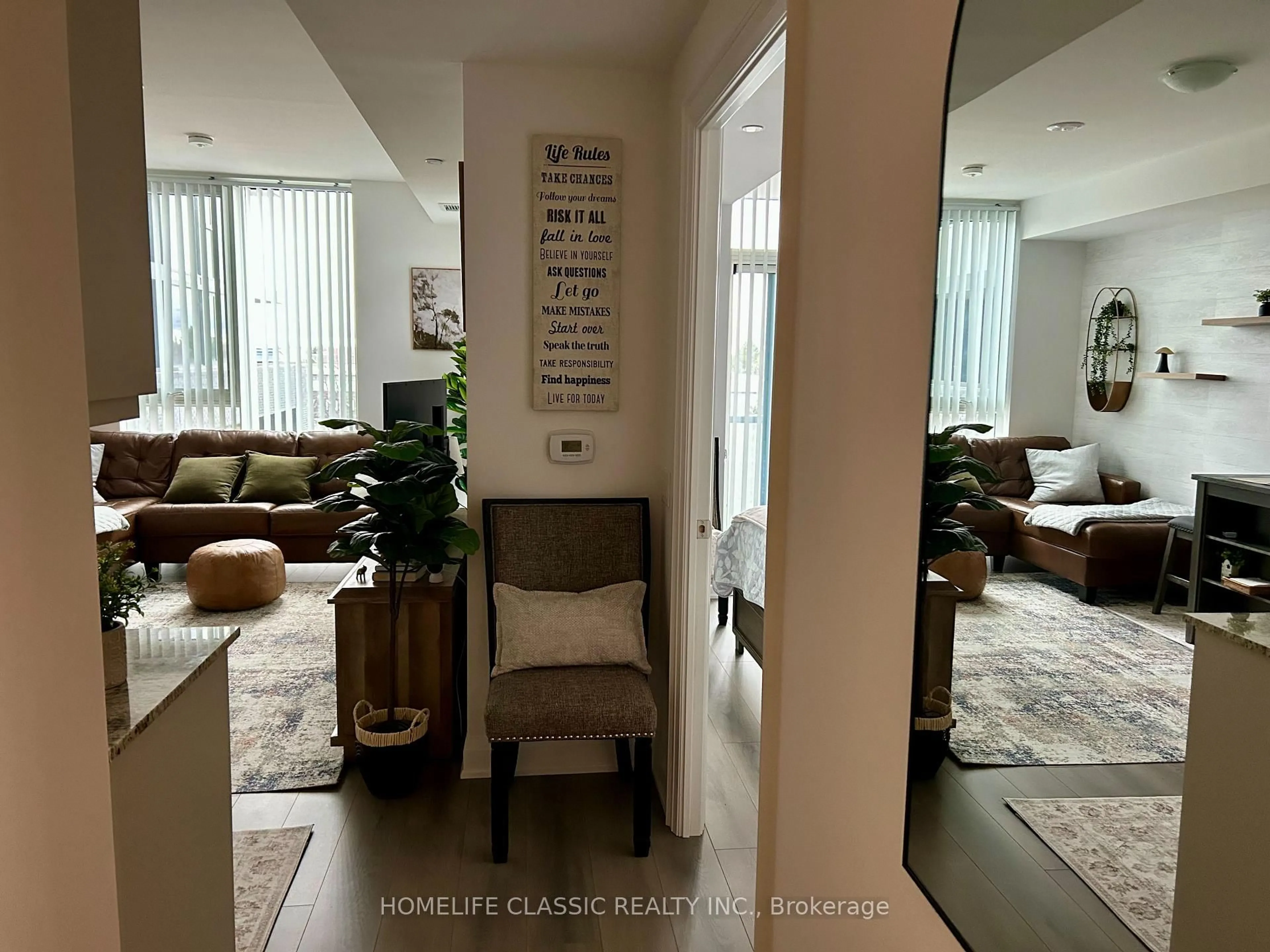 Unknown for 10 Gatineau Dr, Vaughan Ontario L4J 0L2