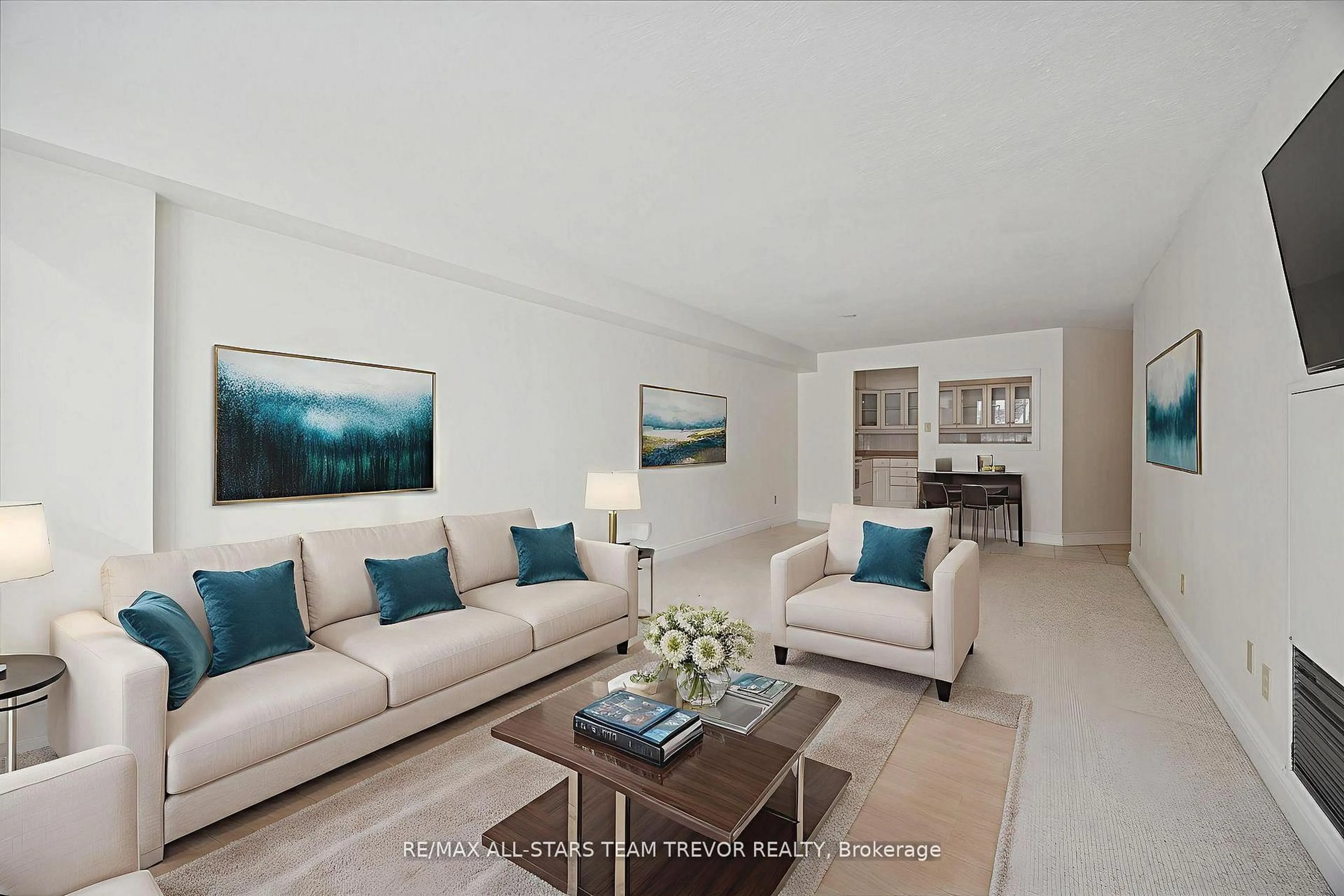 Living room with furniture, unknown for 250 Davis Dr #204, Newmarket Ontario L3Y 7T7