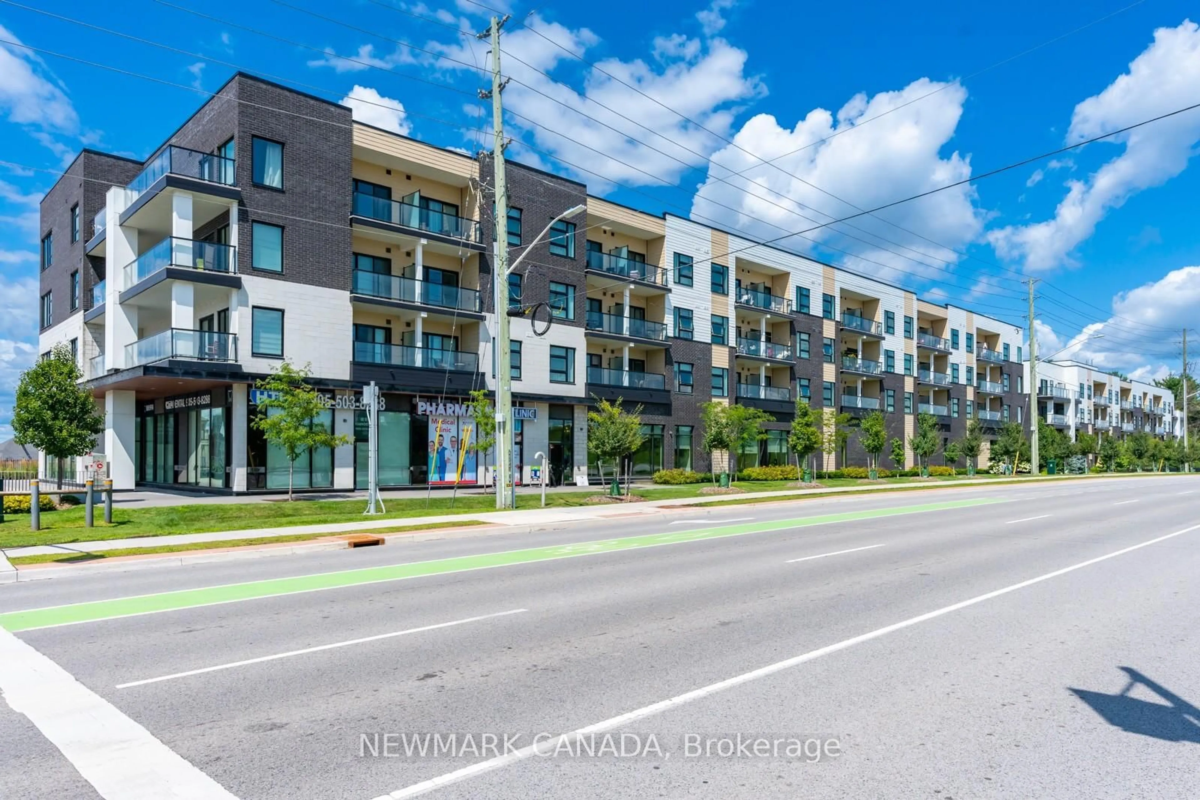 Unknown for 555 William Graham Dr #108, Aurora Ontario L4G 3L1