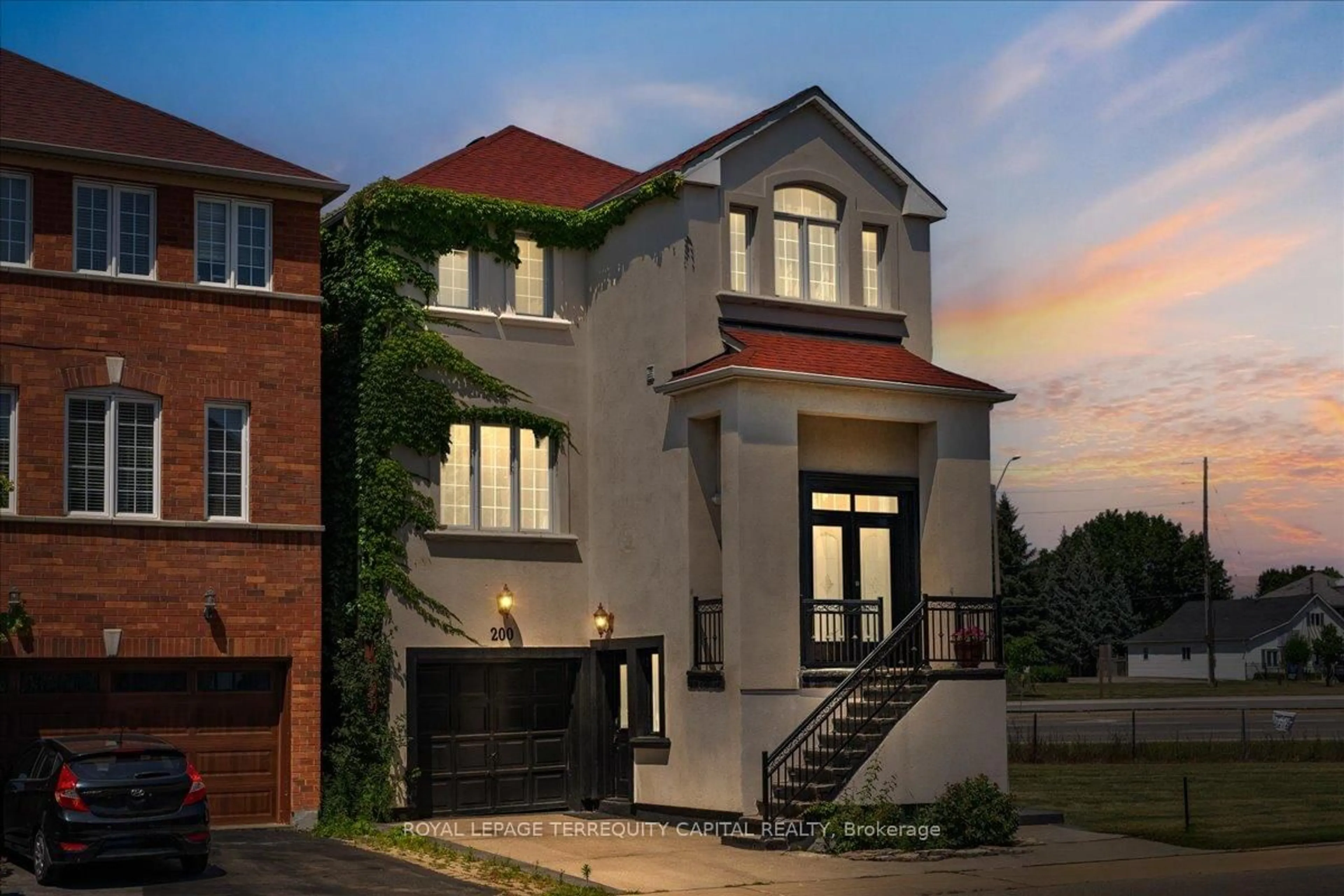 Home with brick exterior material, street for 200 Yellowood Circ, Vaughan Ontario L4J 8M4