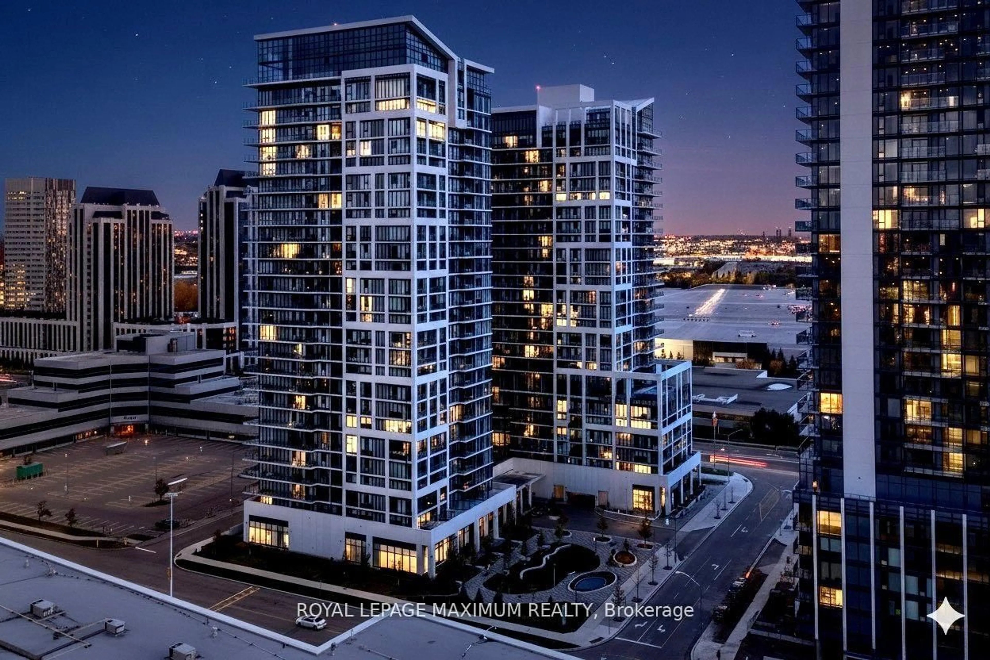 A pic from outside/outdoor area/front of a property/back of a property/a pic from drone, city buildings view from balcony for 9000 Jane St #PH 212, Vaughan Ontario L4K 2M9