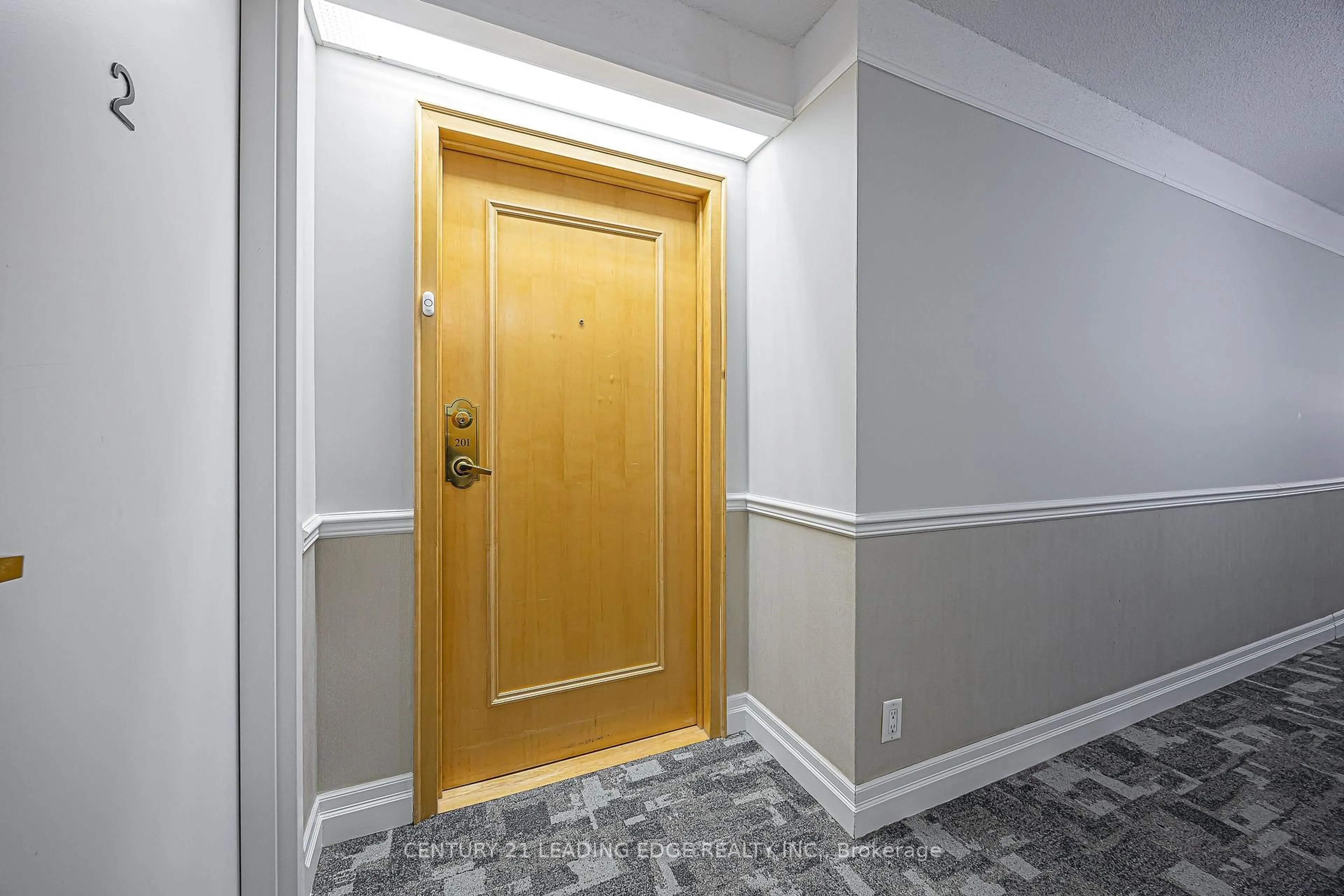 Indoor foyer for 55 The Boardwalk Way #201, Markham Ontario L6E 1R7