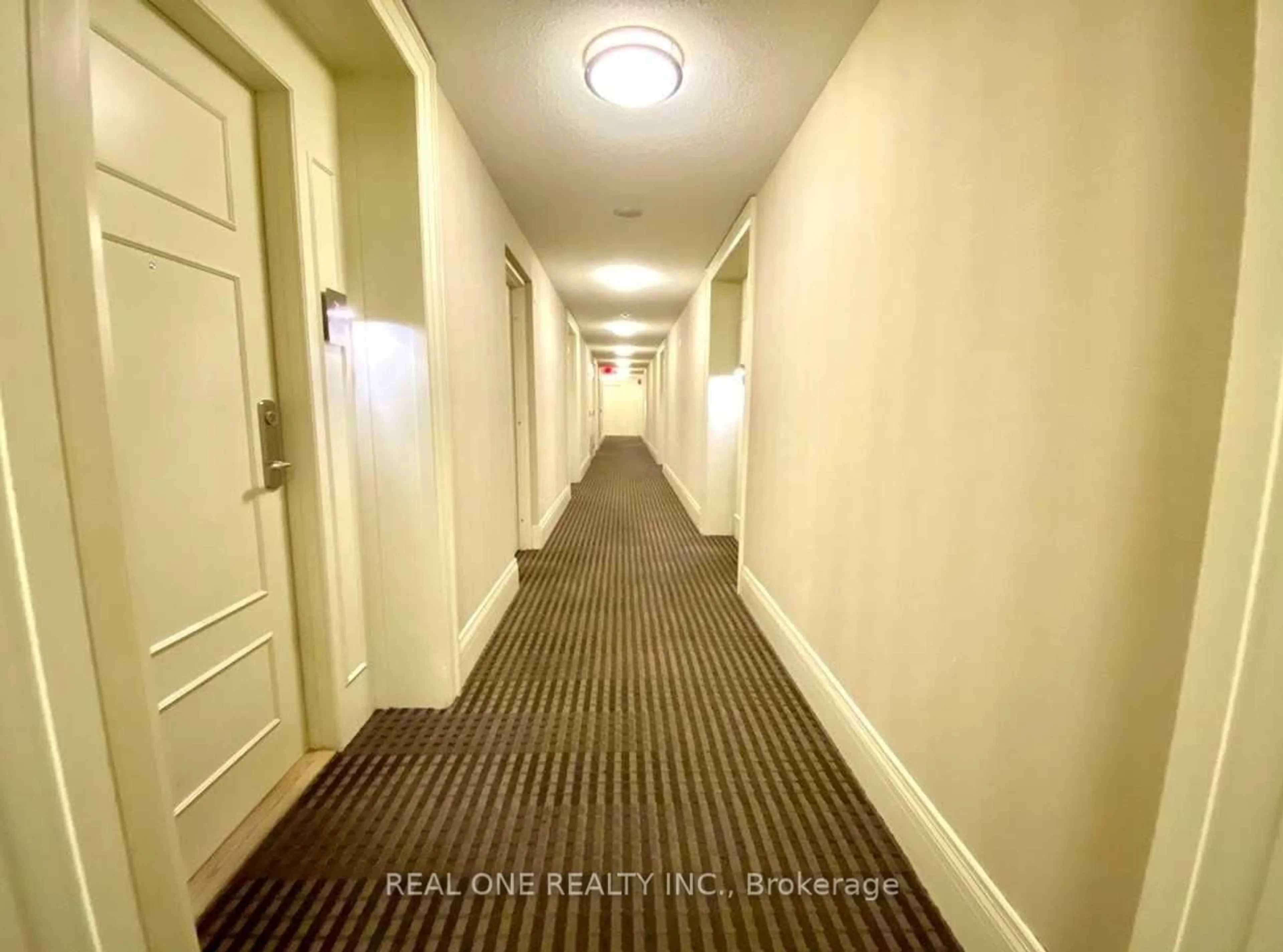 A pic of a room for 310 Red Maple Rd #1203, Richmond Hill Ontario L4C 0T7