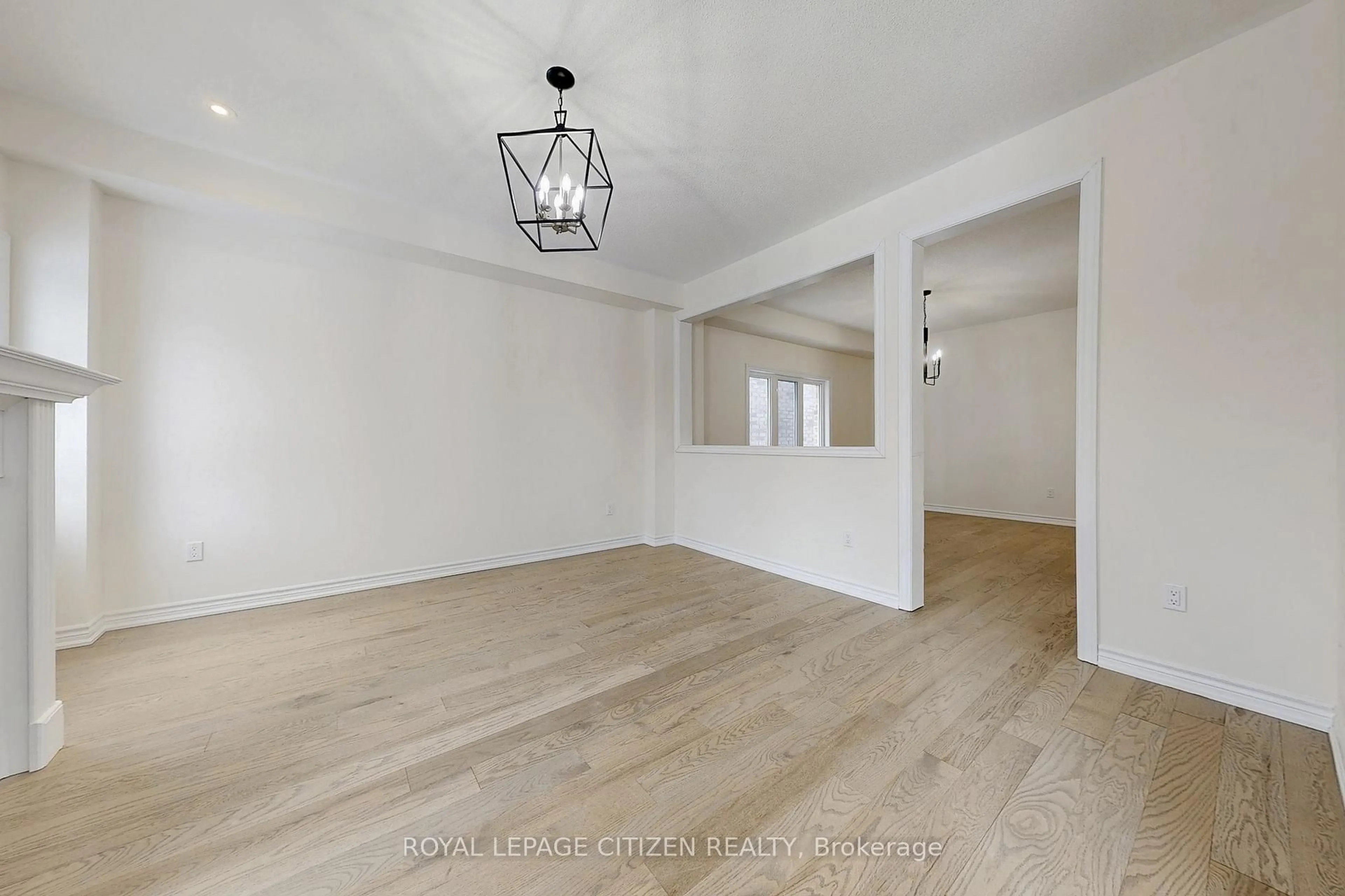 A pic of a room for 129 Cliff Thompson Cres, Georgina Ontario L0E 1R0