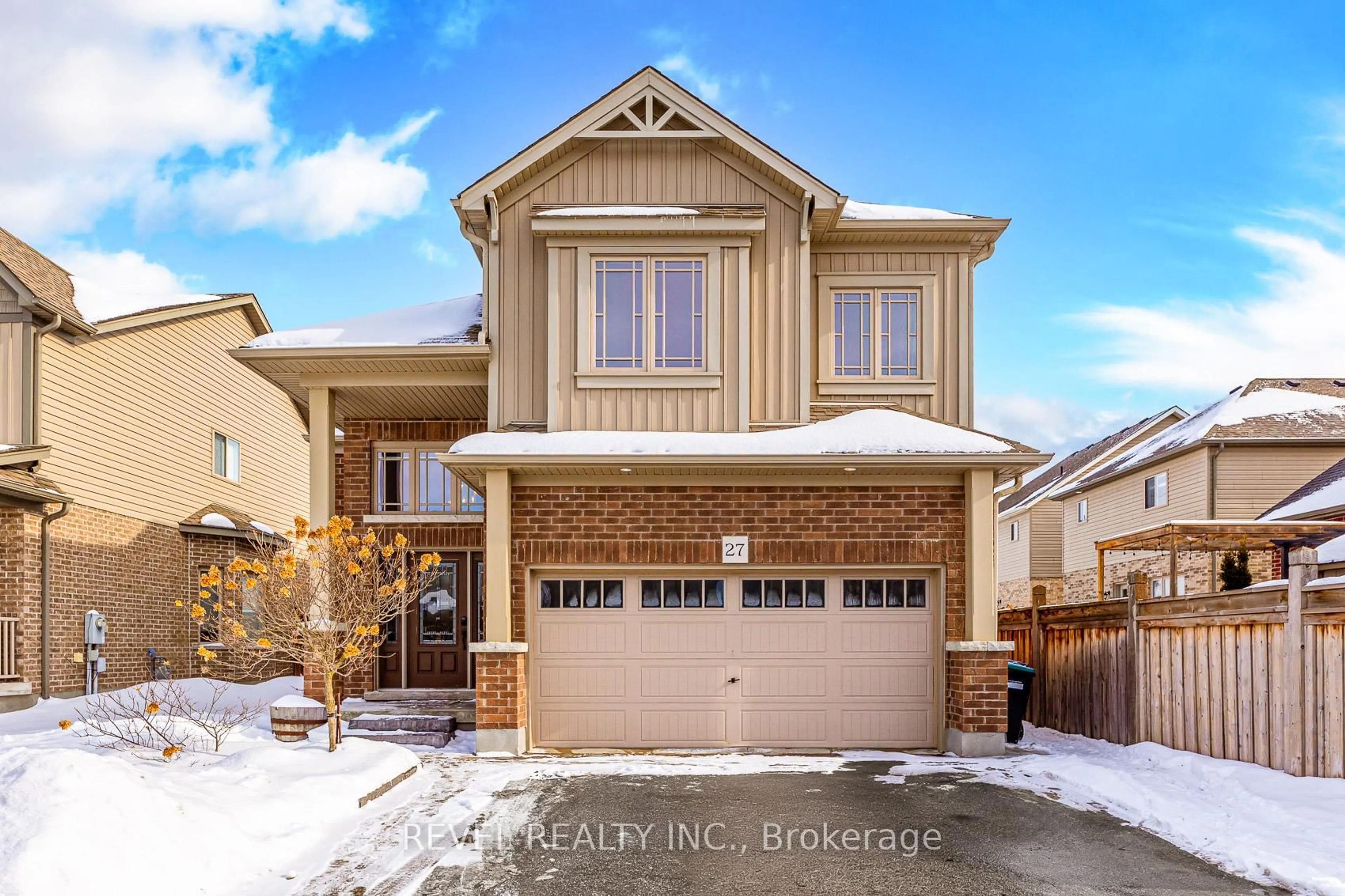 Home with brick exterior material, street for 27 Carleton Tr, New Tecumseth Ontario L0G 1A0