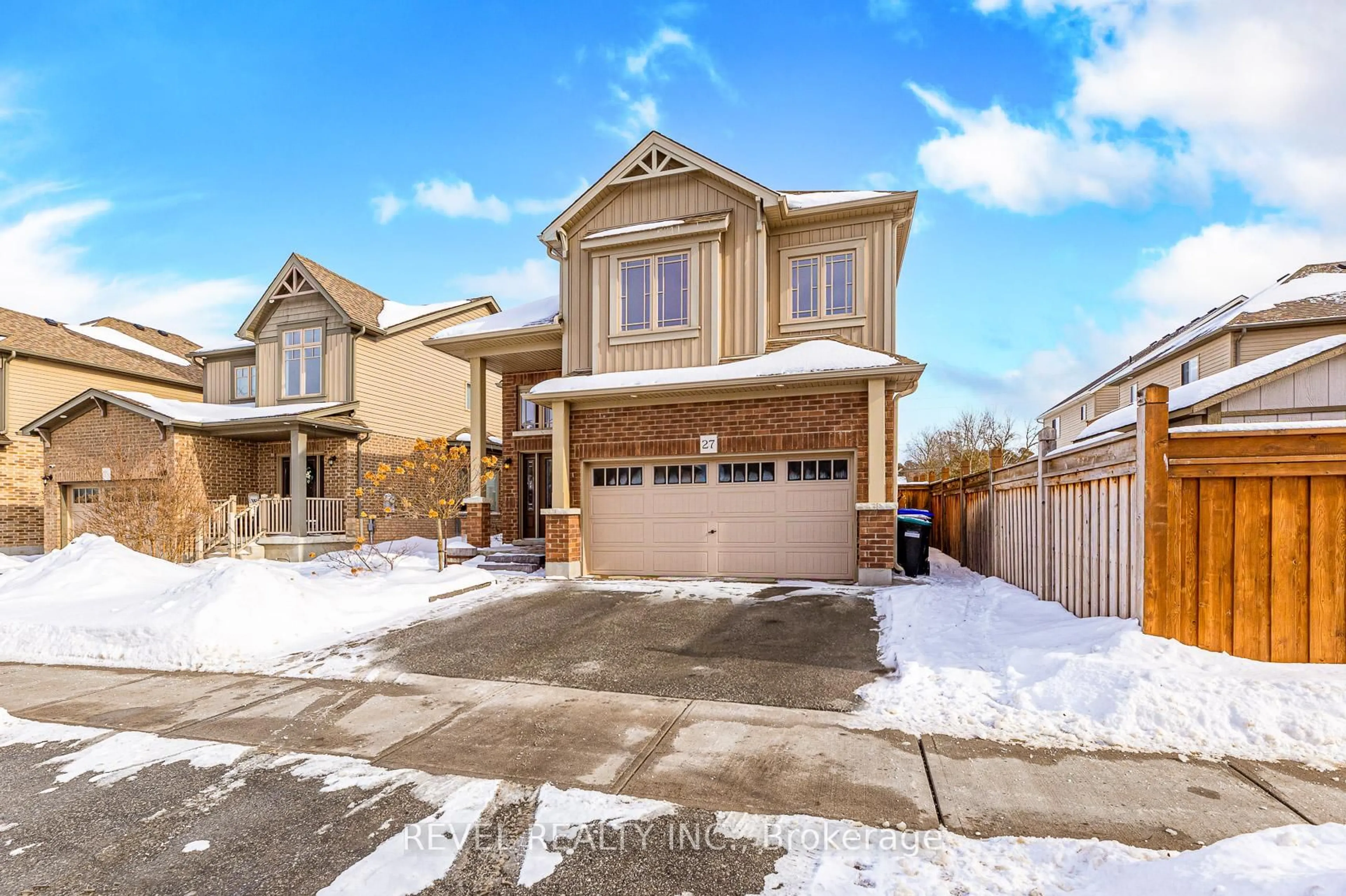 Unknown for 27 Carleton Tr, New Tecumseth Ontario L0G 1A0