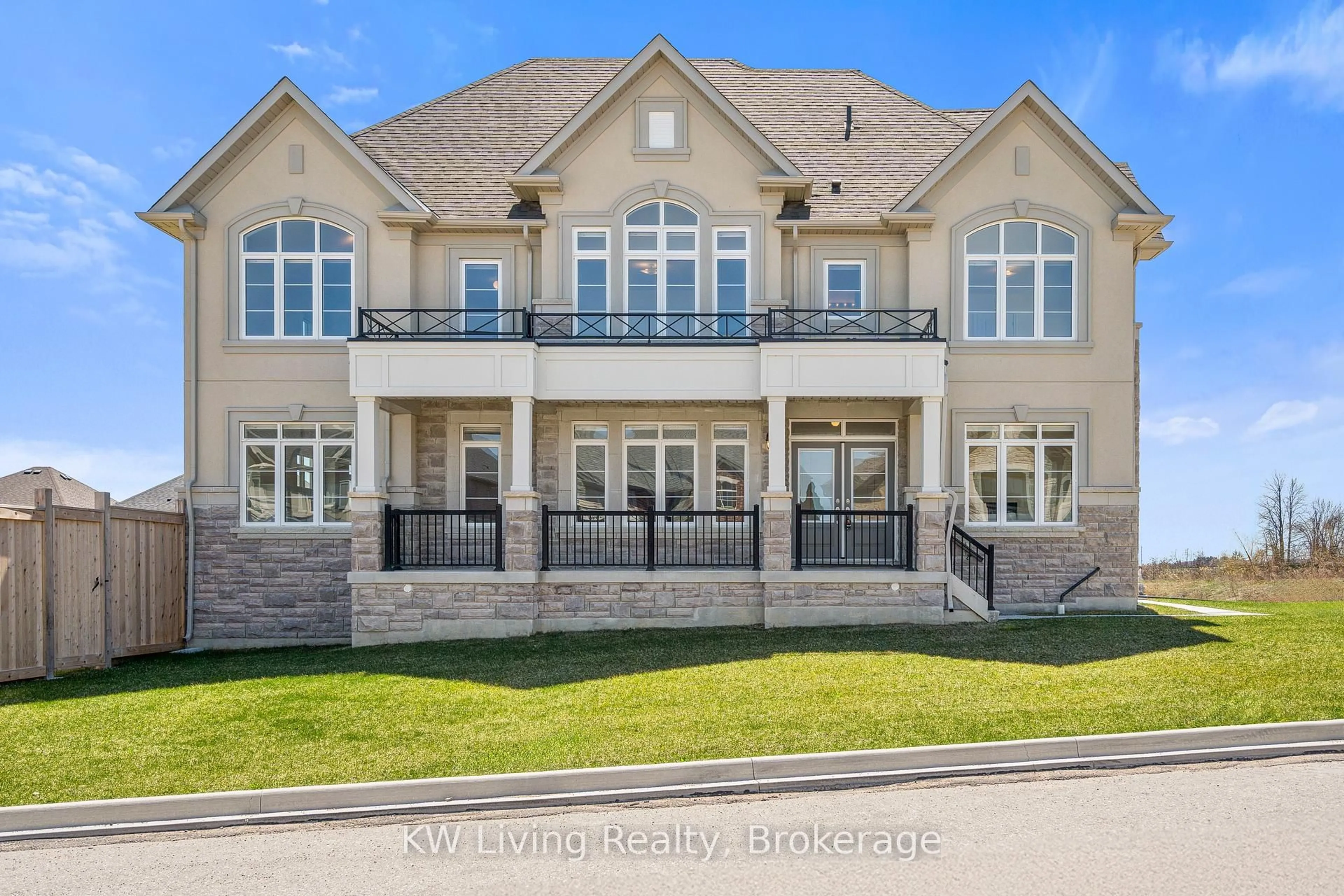 Home with brick exterior material, mountain view for 1422 Broderick St, Innisfil Ontario L9S 0P4